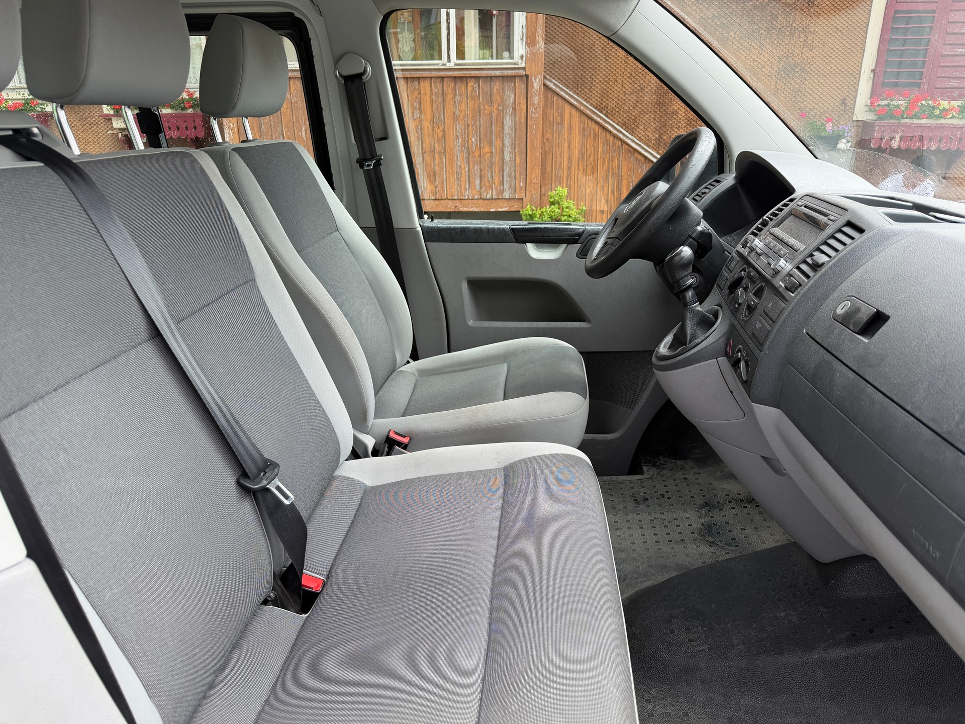 VW T5 2.0 Bi-TDI BMT 4Motion-image-6