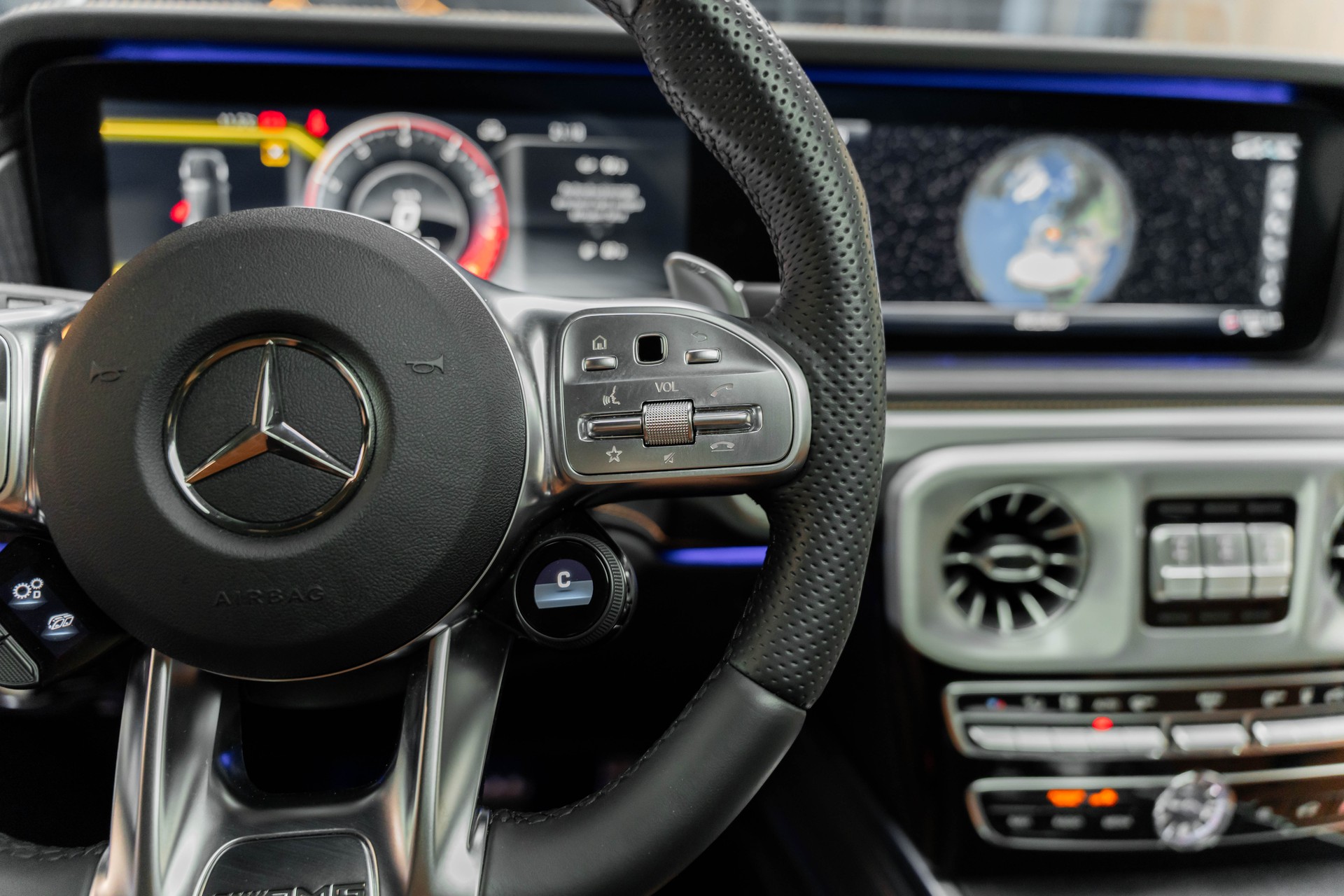 MERCEDES-BENZ G 63 AMG Speedshift Plus G-Tronic-image-19