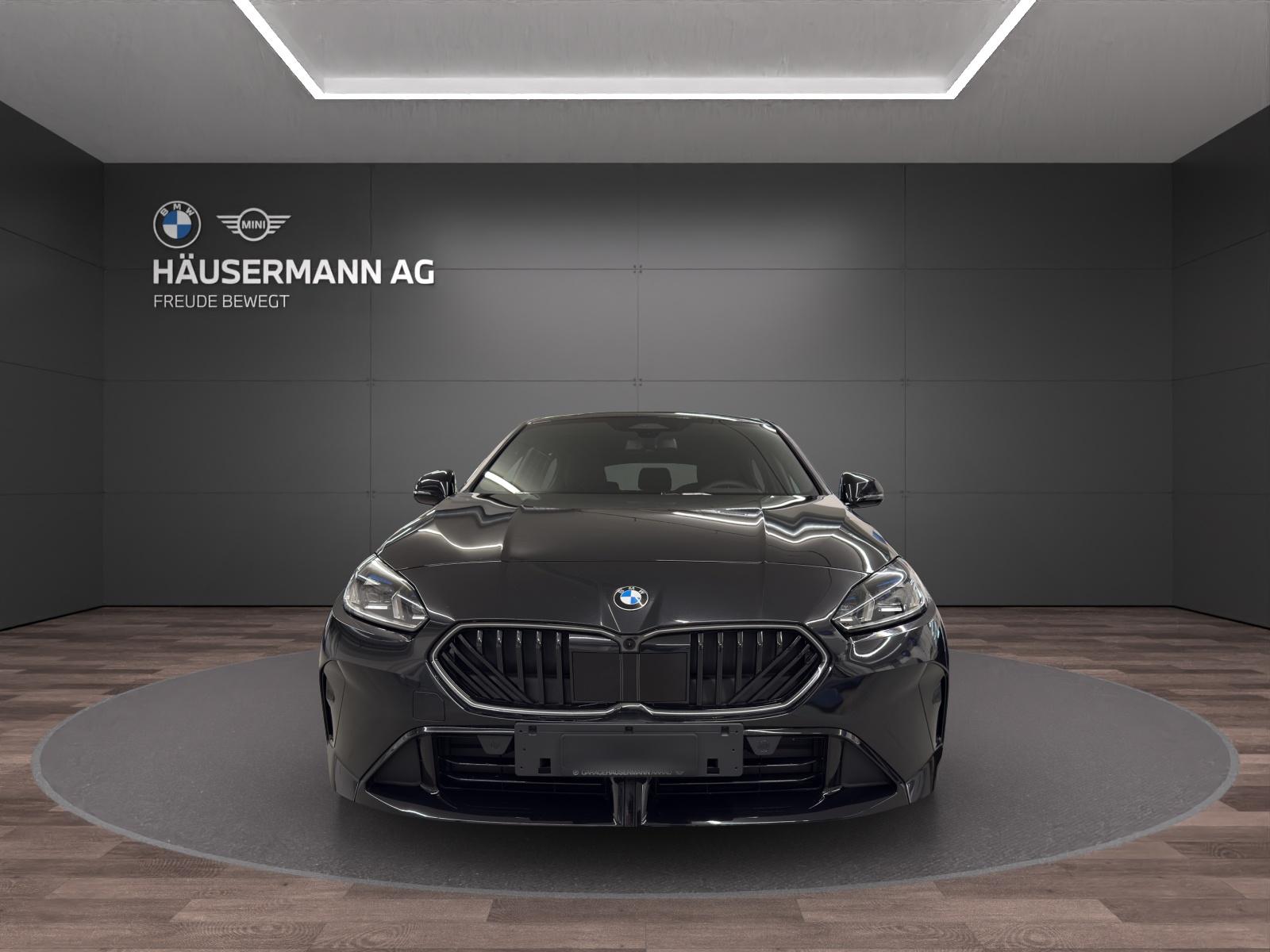 BMW 123 xDrive M Sport-showroom-element-1
