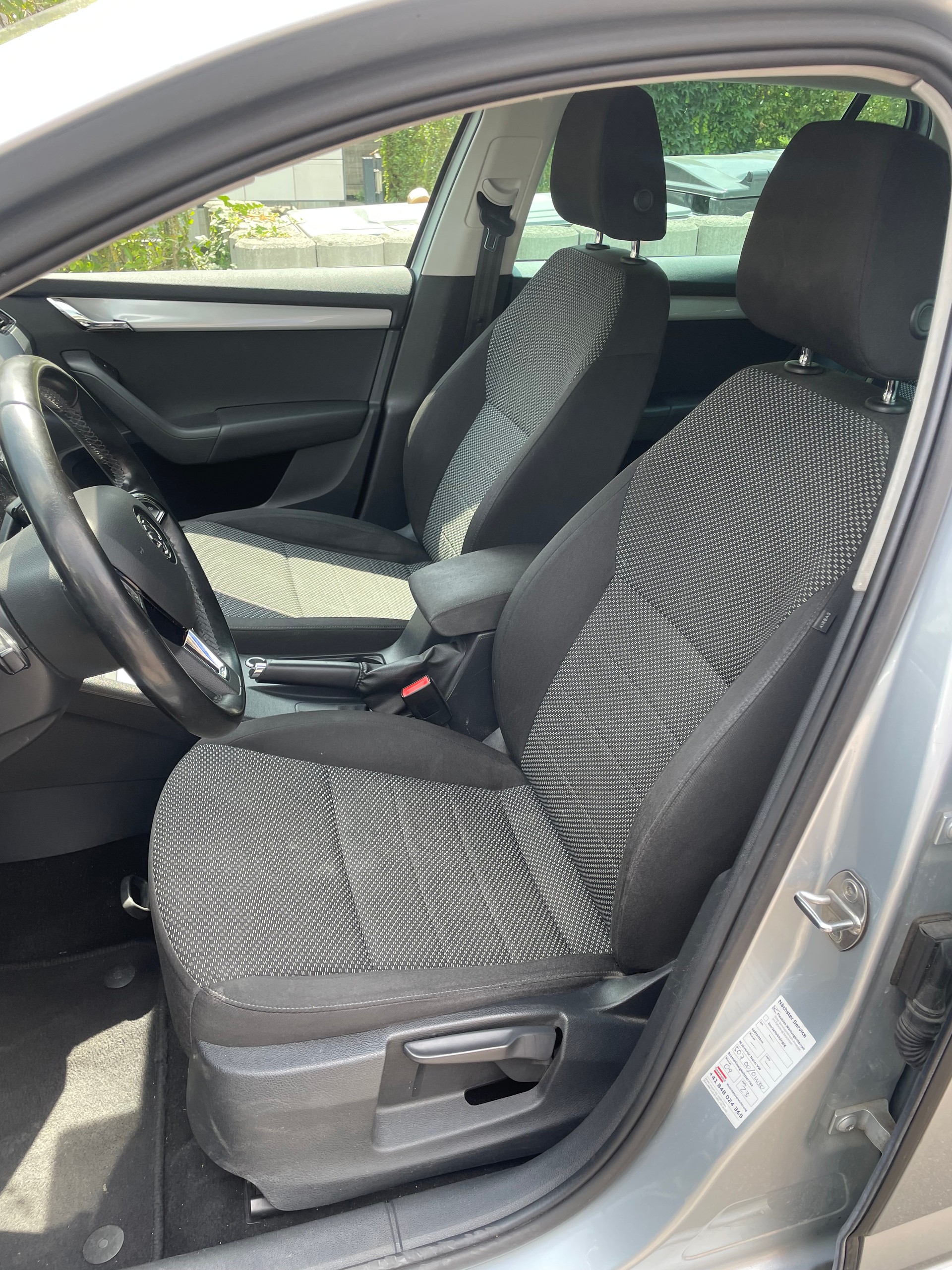 PEUGEOT 208 1.2 PureTech Active-image-7