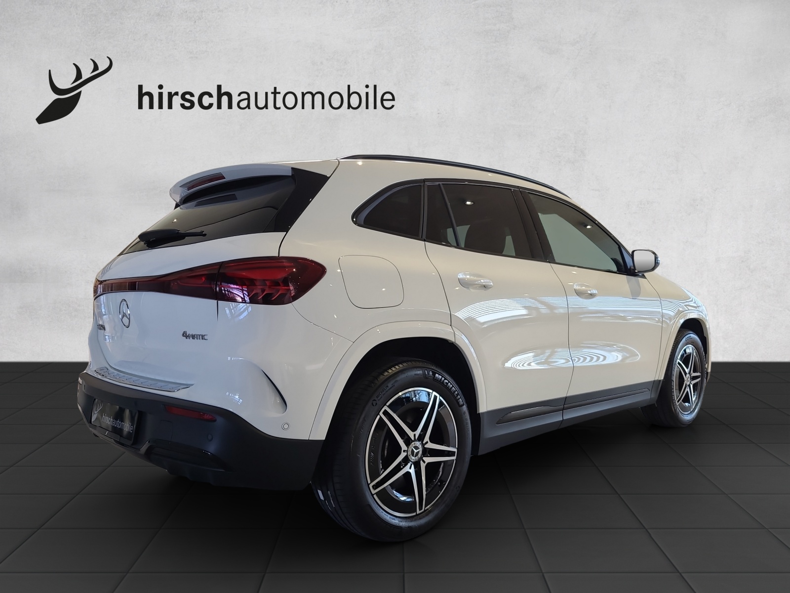MERCEDES-BENZ EQA 350 66,5 kWh 4Matic Swiss Star-showroom-element-3