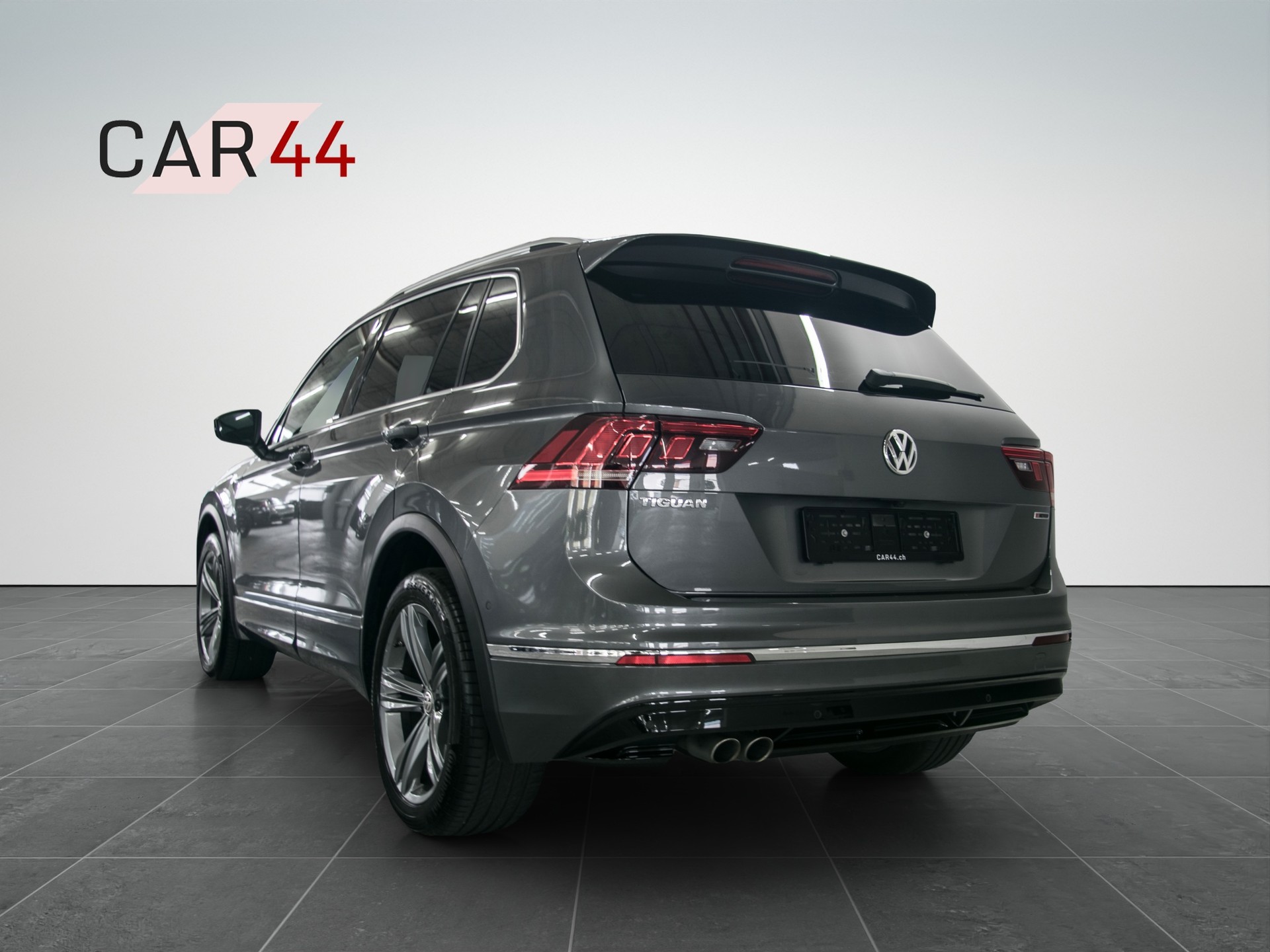 VW Tiguan 2.0 TDI SCR R-Line 4Motion DSG-showroom-element-2
