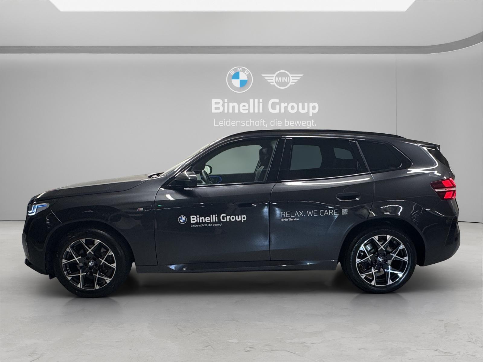 BMW X3 20d xDrive-showroom-element-1