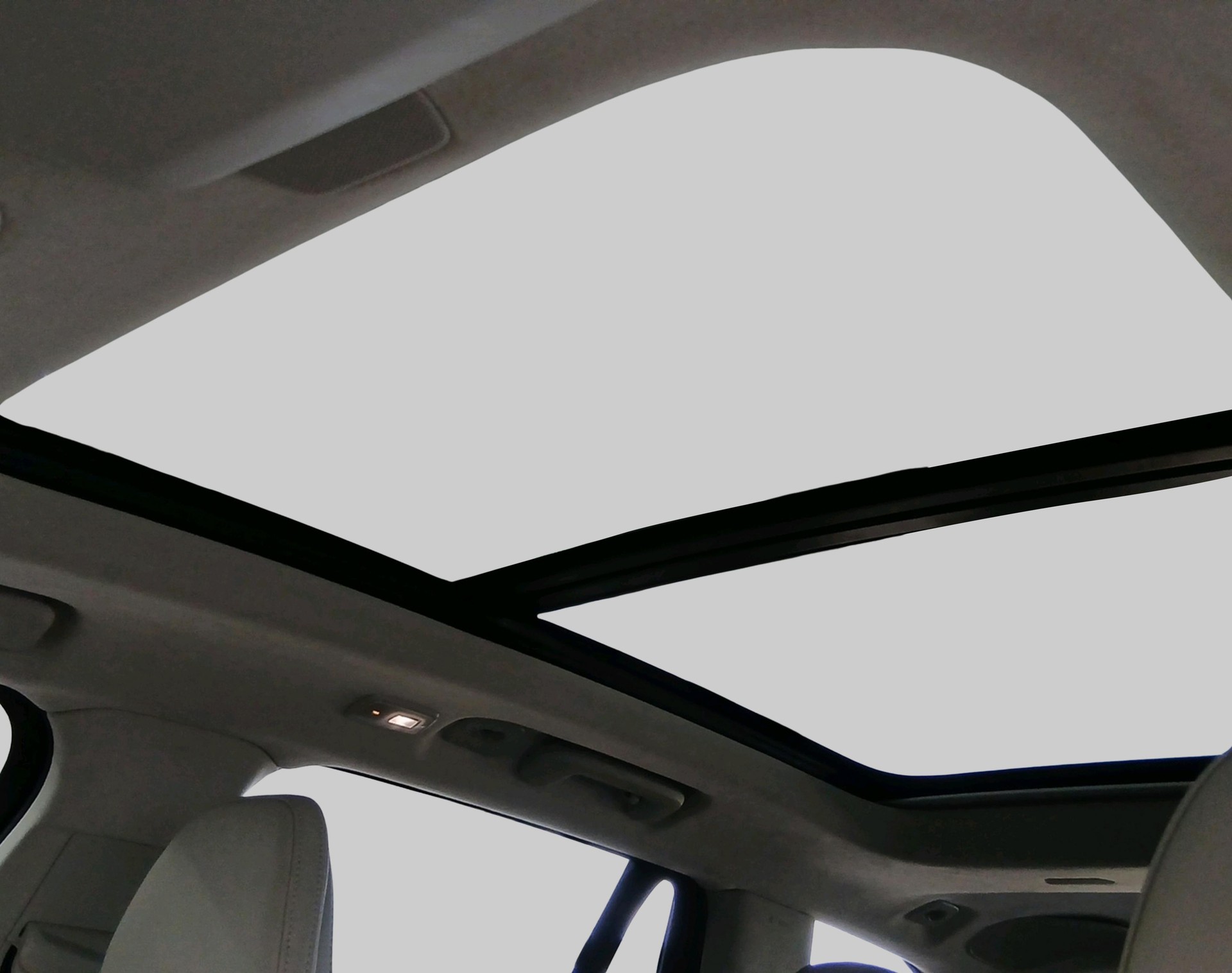 VOLVO XC90 2.0 T8 TE Ultimate Bright-image-16