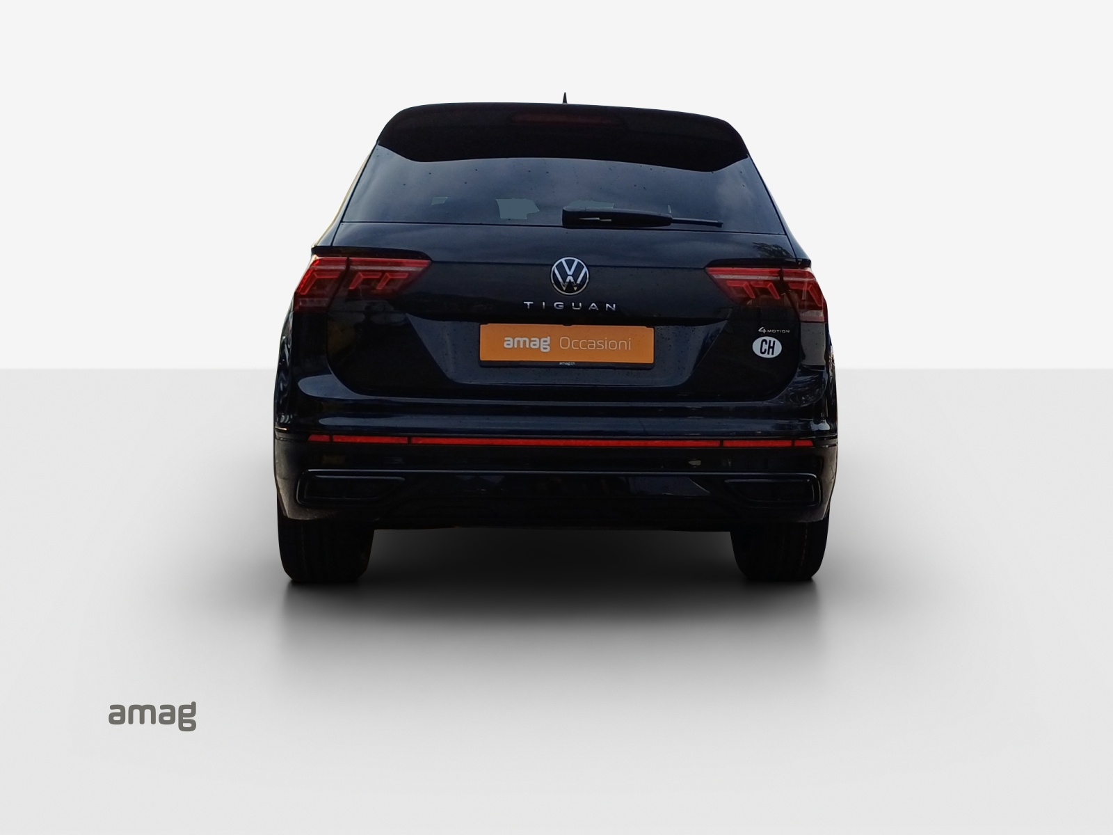 VW Tiguan 2.0TSI R-Line 4Motion DSG-showroom-element-3