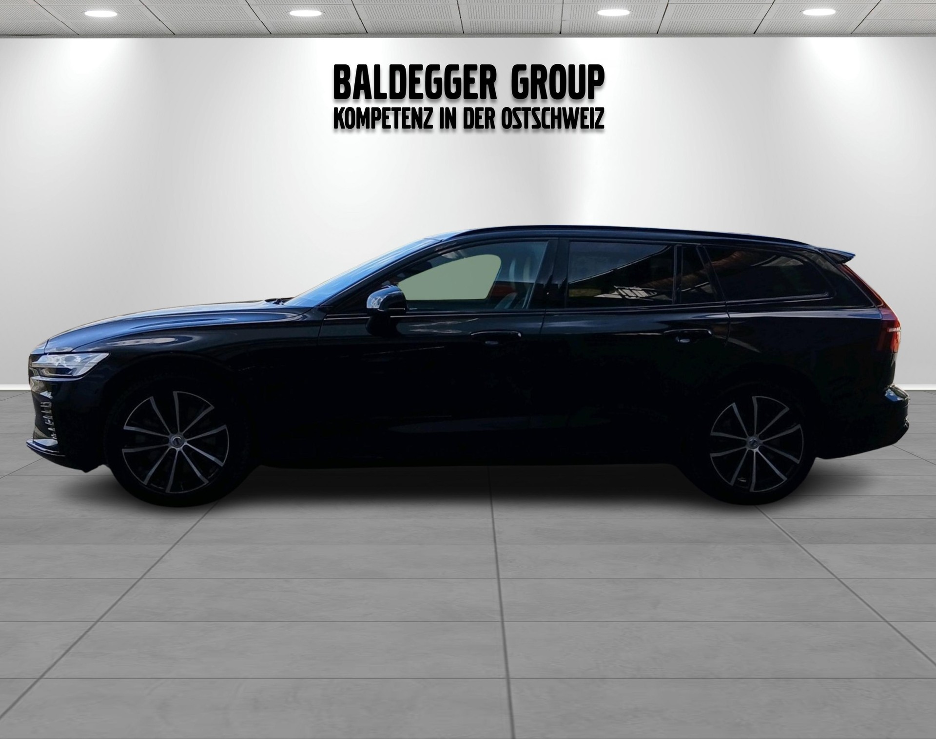 VOLVO V60 2.0 T8 TE Ultra Dark eAWD-image-8