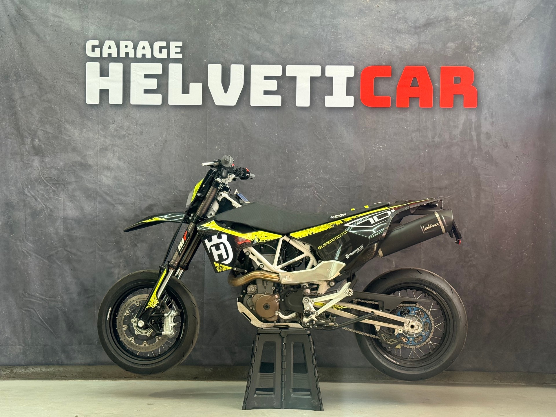 HUSQVARNA 701 Supermoto-image-0