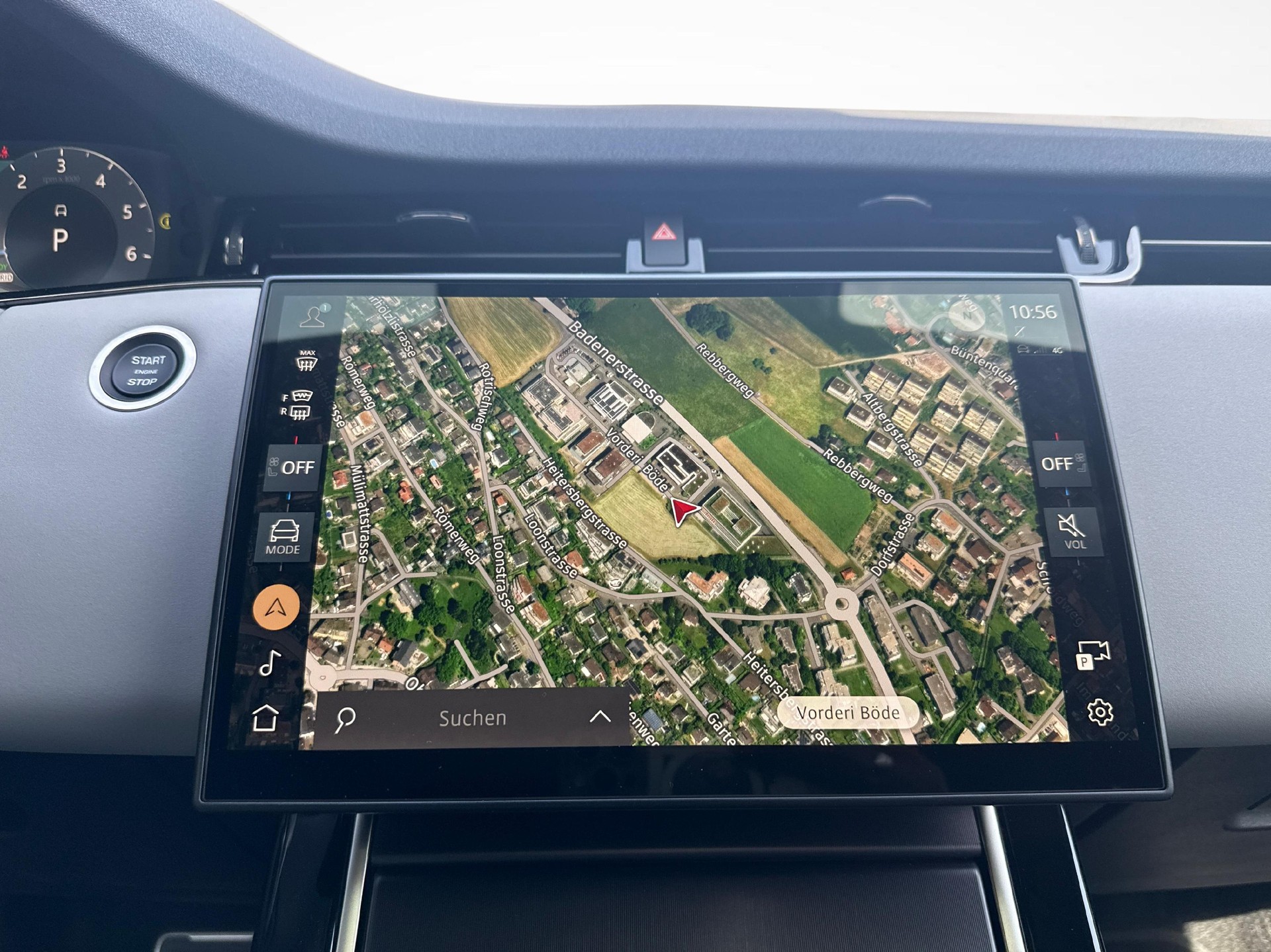 LAND ROVER Range Rover Evoque 1.5 T 270e Dynamic SE-image-14
