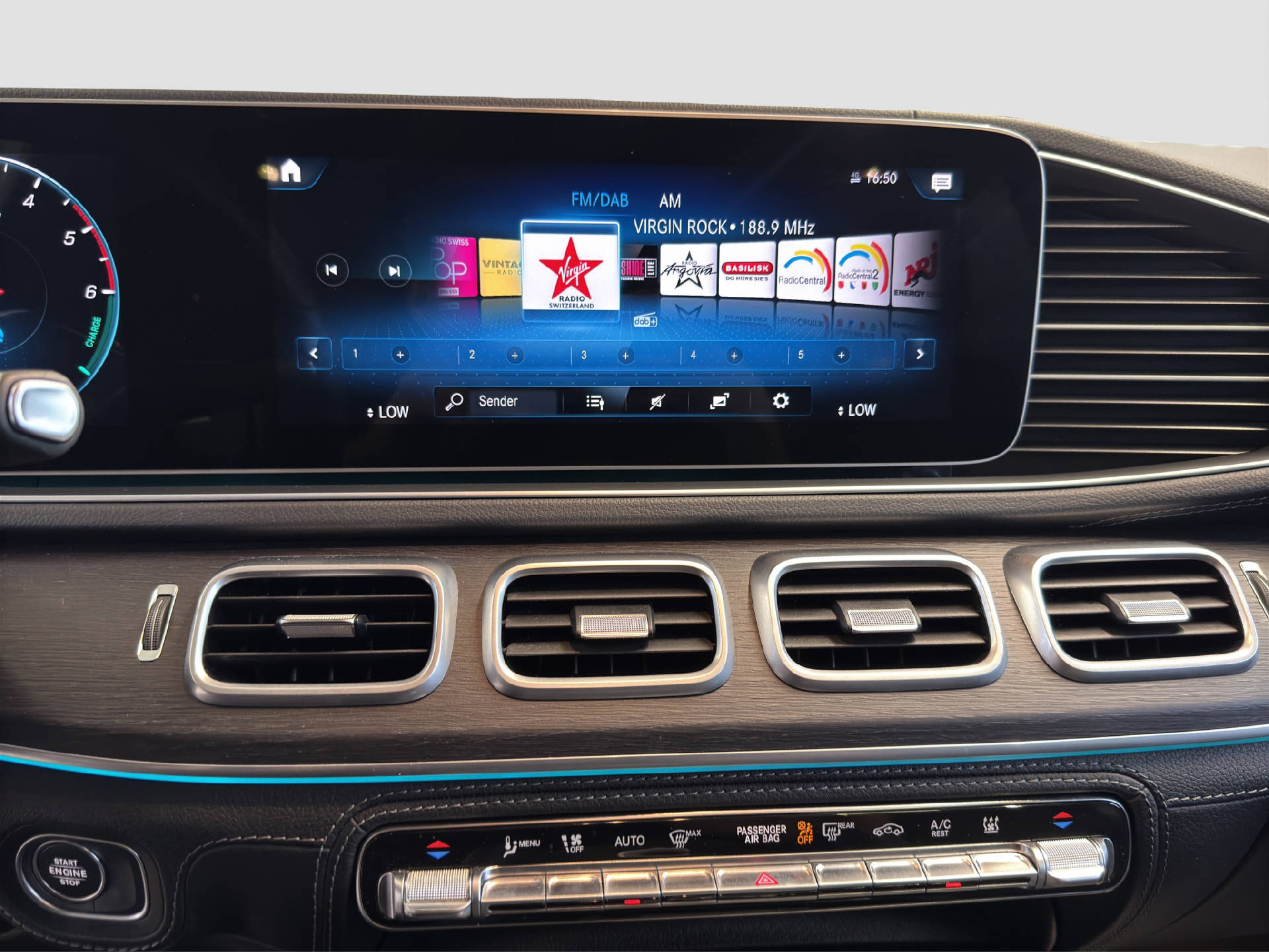 MERCEDES-BENZ GLE 350 de AMG Line 4MATIC Coupé-image-9