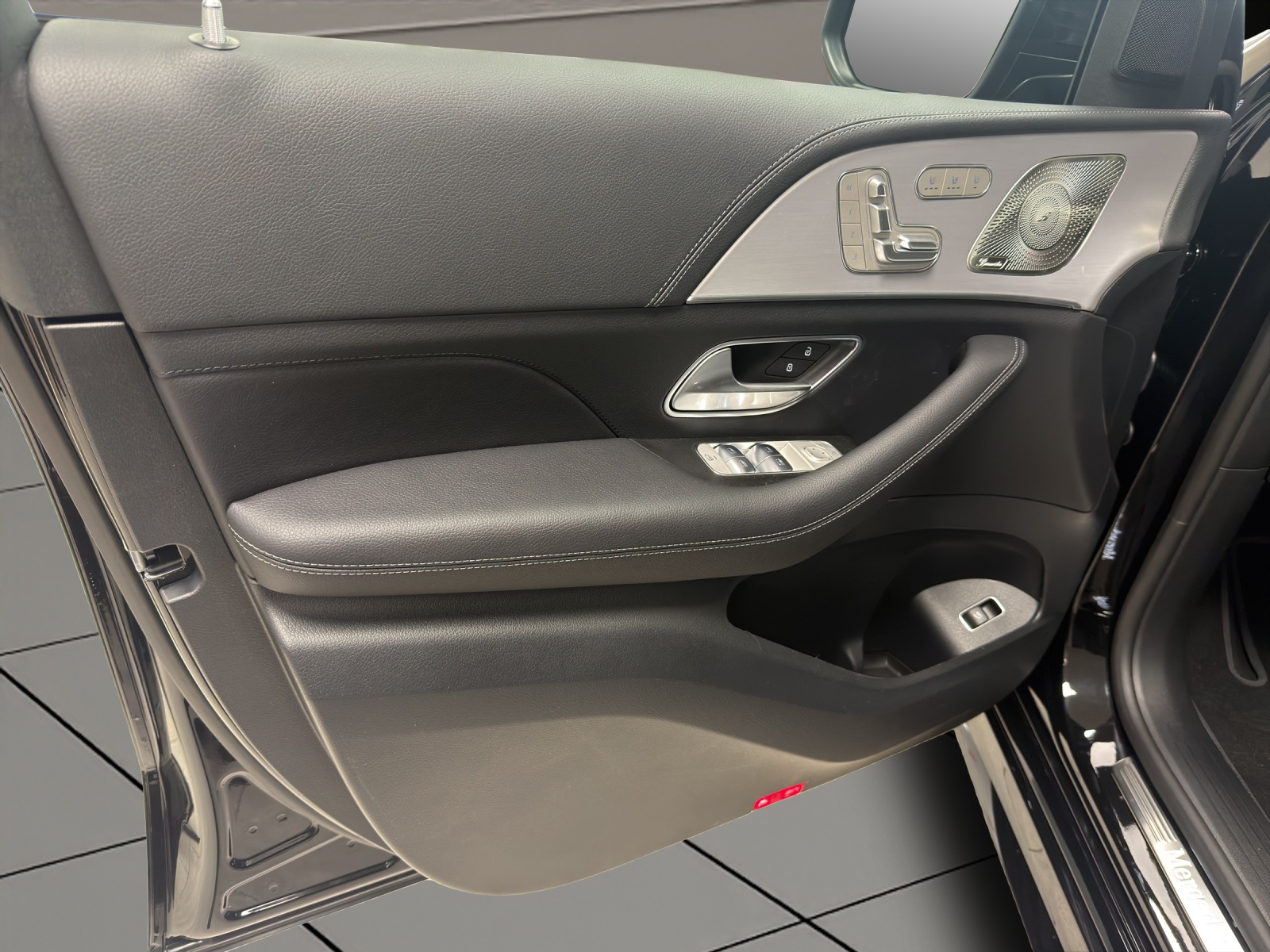 MERCEDES-BENZ GLE 450 d 4Matic 9G-Tronic-image-12