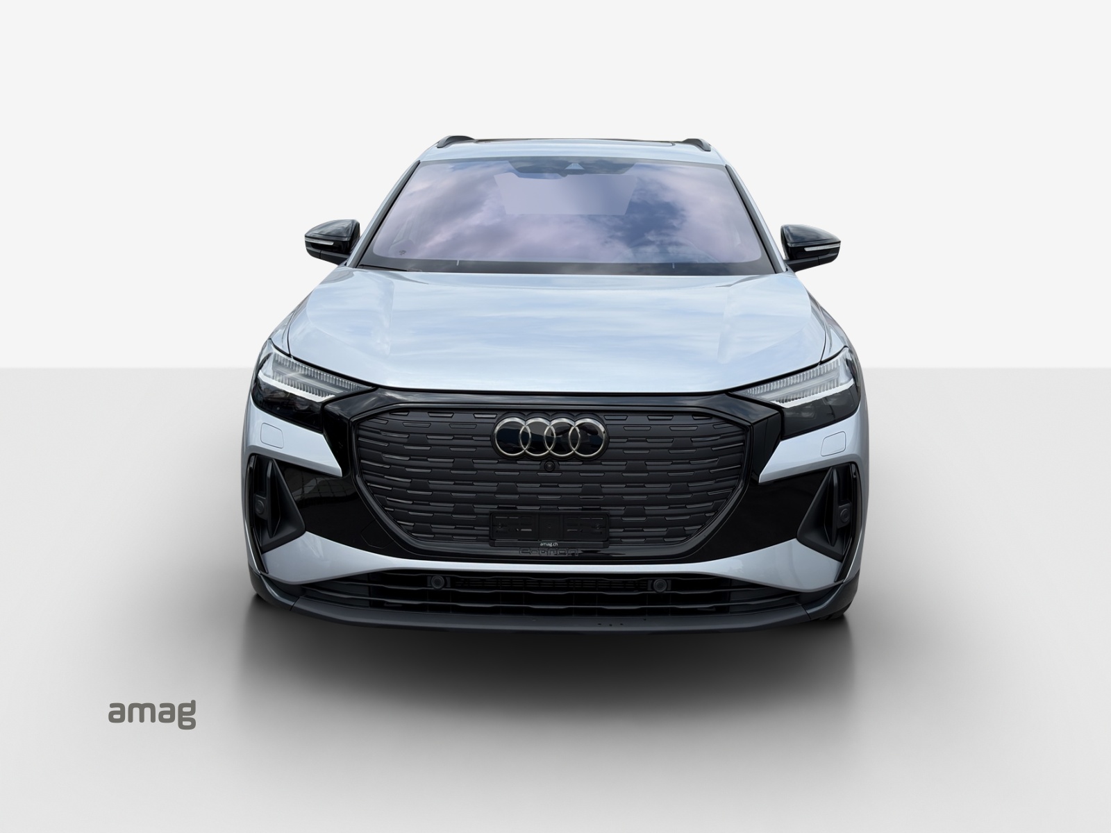 AUDI Q4 e-tron 45 Edition Swiss Ski quattro-image-6