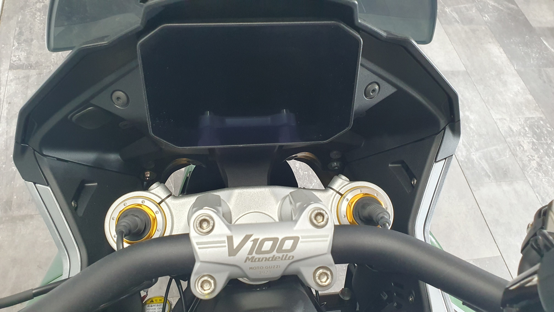 MOTO GUZZI V100 Mandello S-image-7