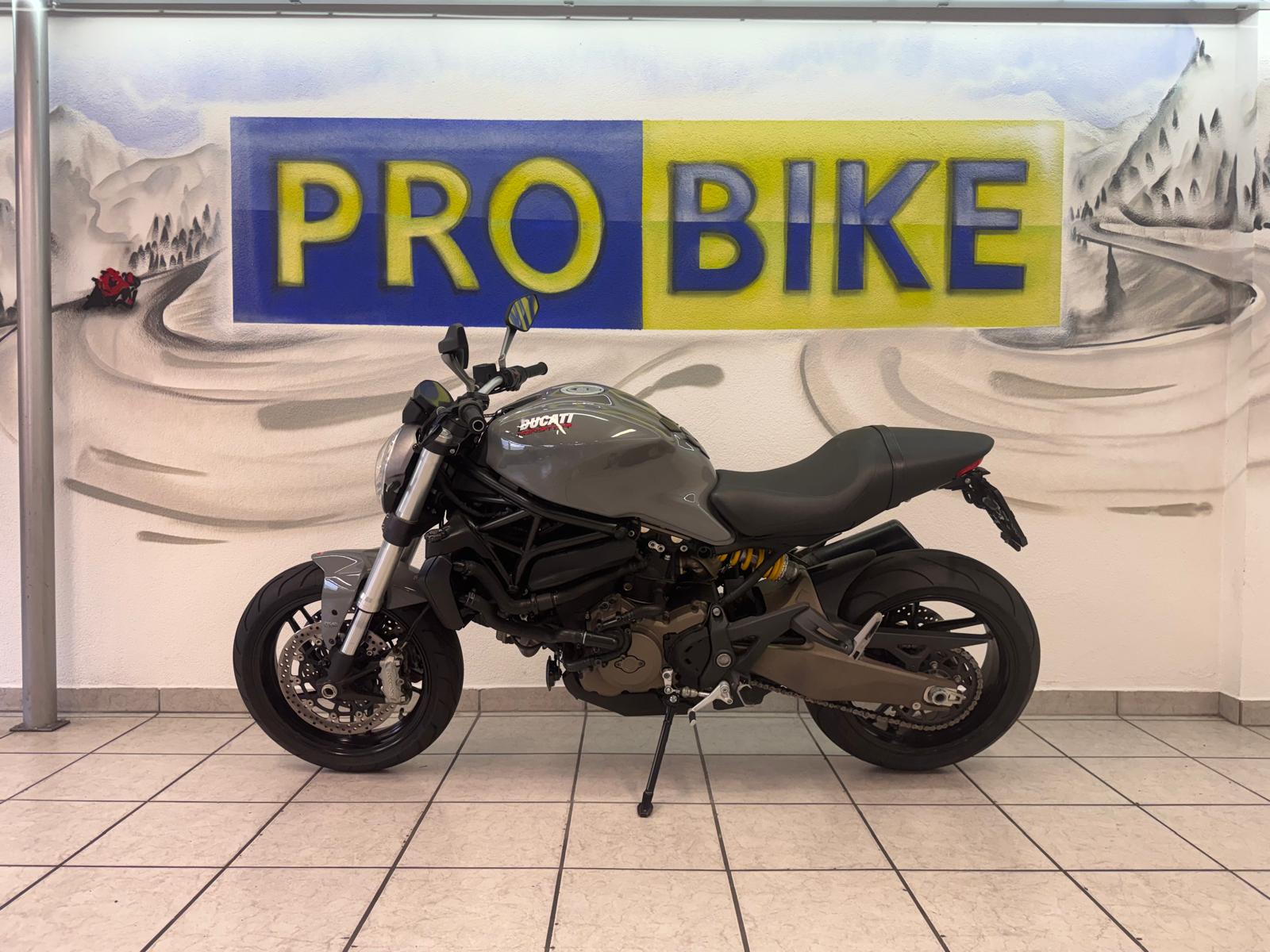 DUCATI Monster 821-image-4