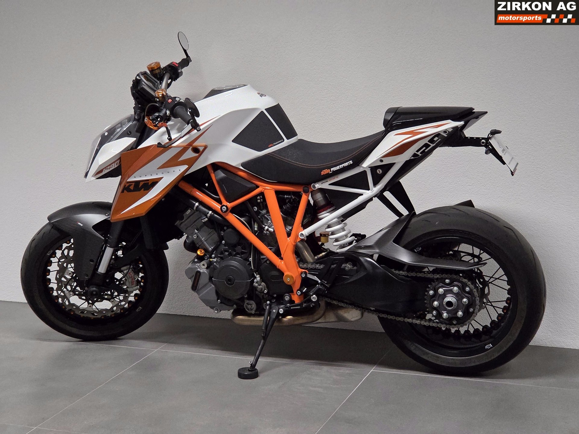KTM 1290 Super Duke R Special Edition-image-10