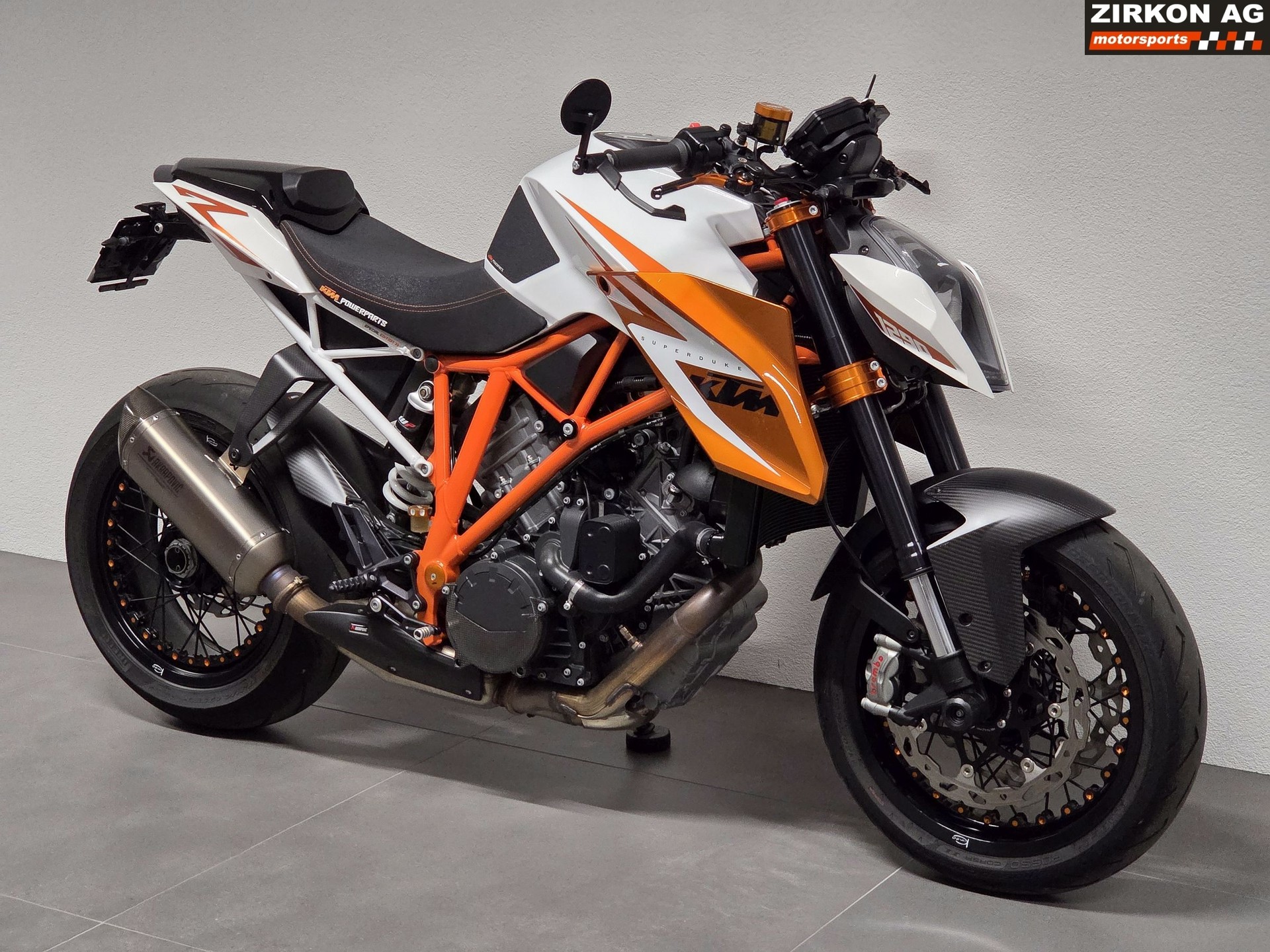 KTM 1290 Super Duke R Special Edition-image-2