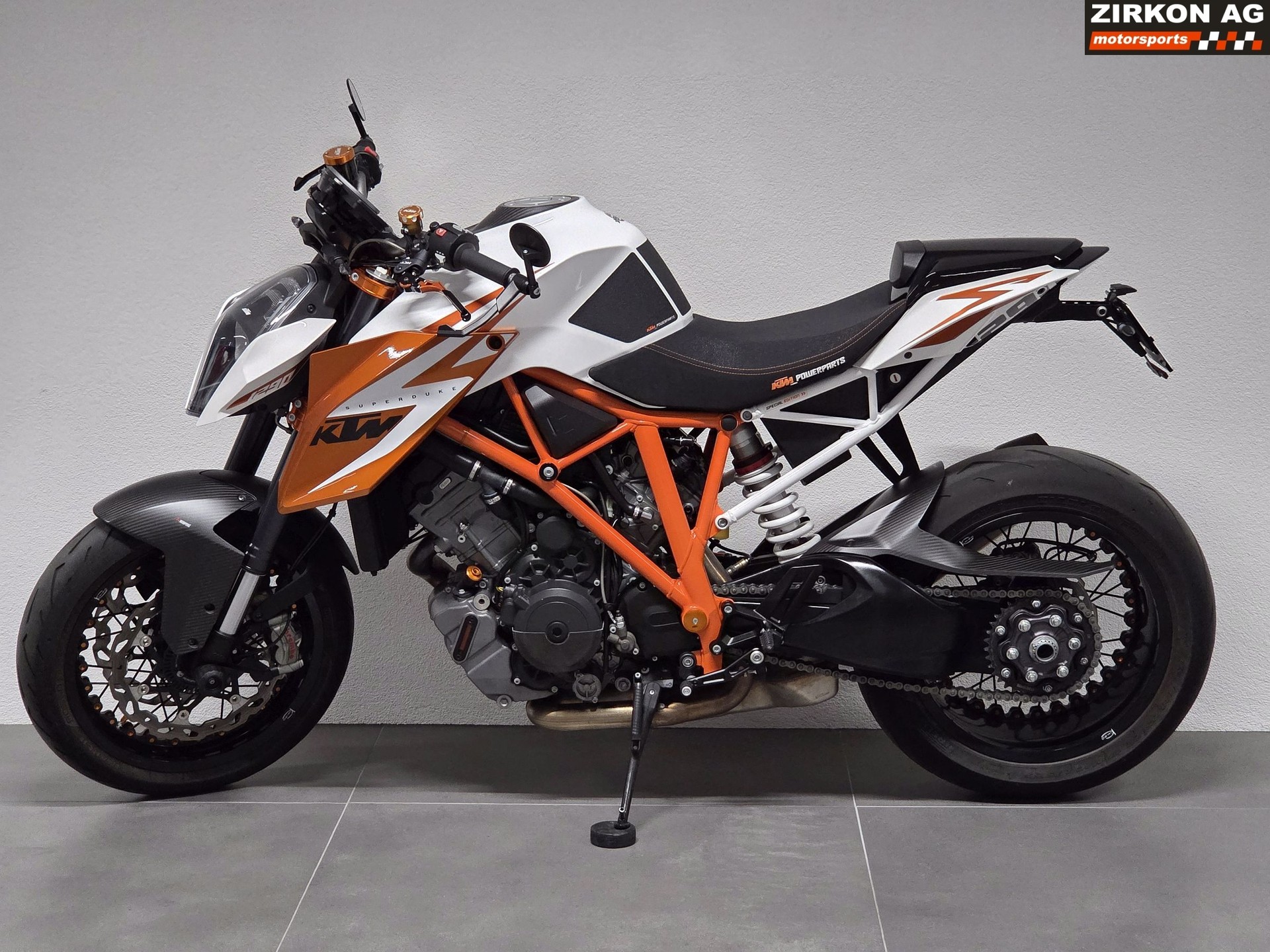 KTM 1290 Super Duke R Special Edition-image-9