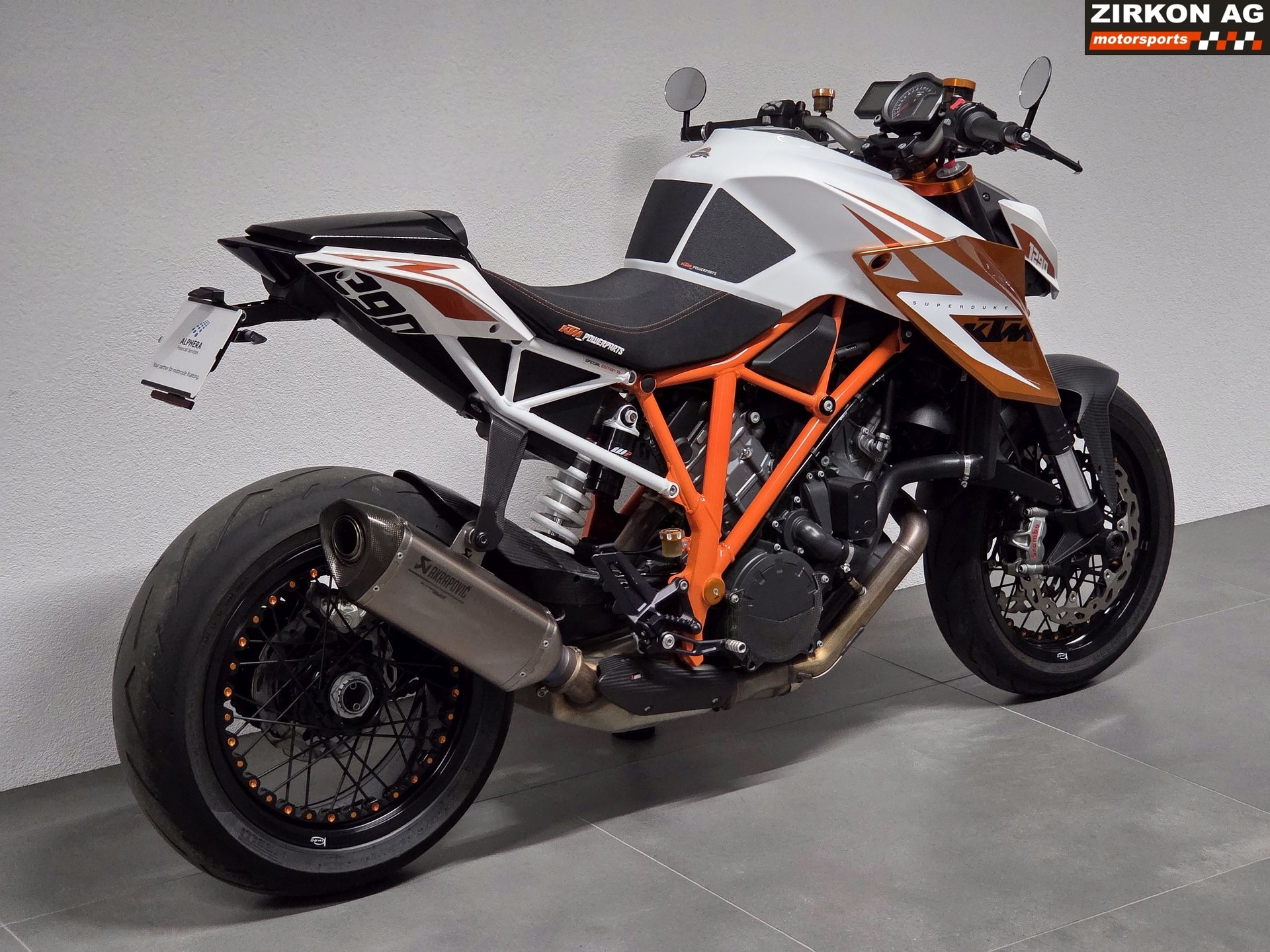 KTM 1290 Super Duke R Special Edition-image-5