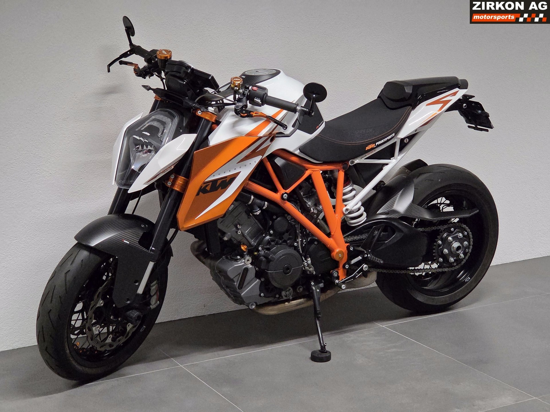 KTM 1290 Super Duke R Special Edition-image-8
