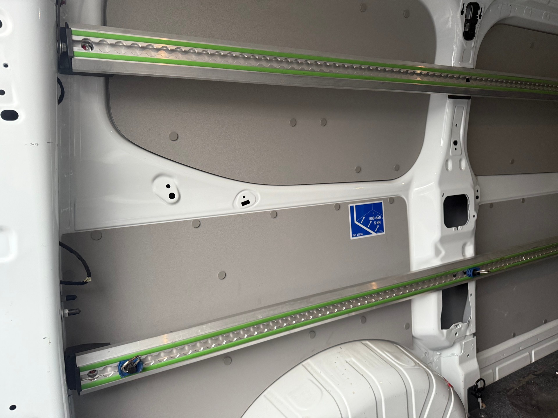 FORD Transit C Van 320 L2 2.0 EcoBlue 136 Trend-image-7