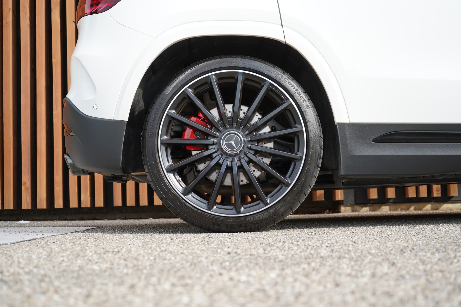MERCEDES-BENZ GLA AMG 45 S 4MATIC+ NIGHT 8G-DCT l 421 PS-image-18