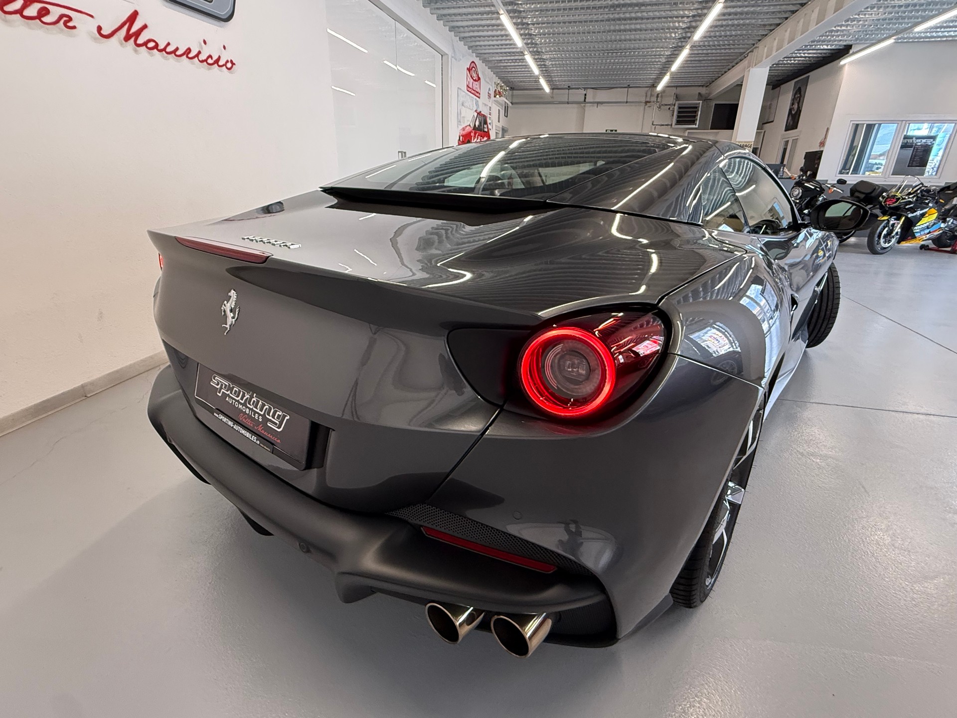 FERRARI Portofino 3.9 V8 T M-image-7