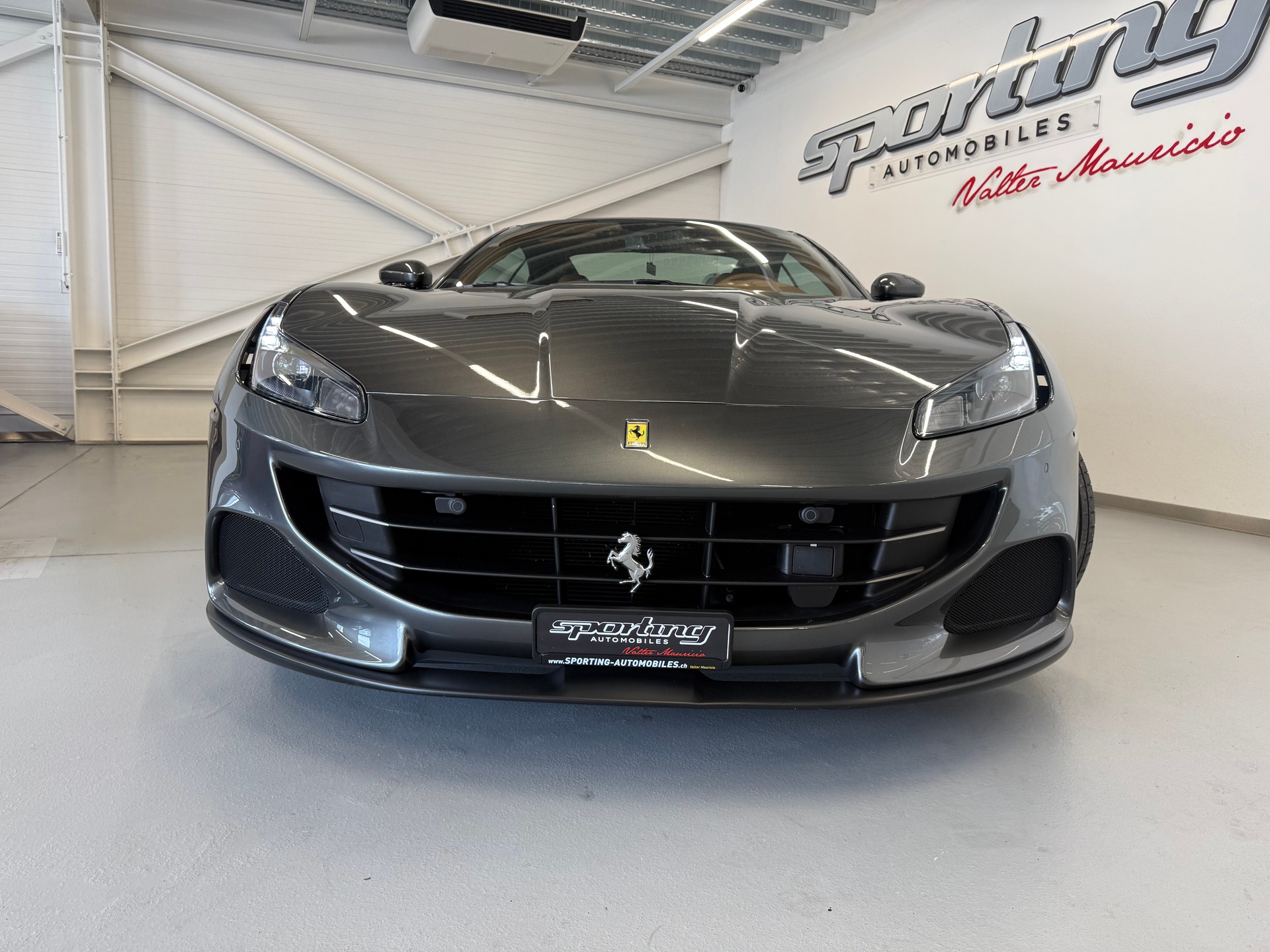 FERRARI Portofino 3.9 V8 T M-image-4
