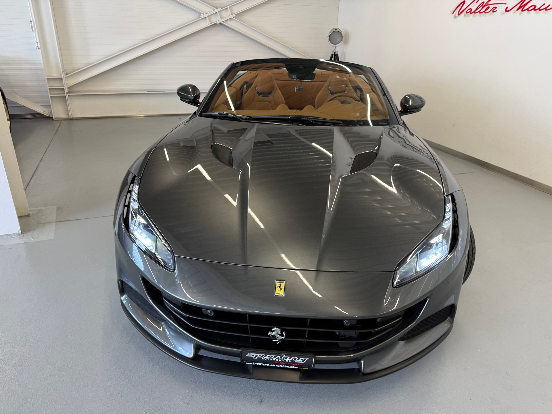 FERRARI Portofino 3.9 V8 T M-showroom-element-2