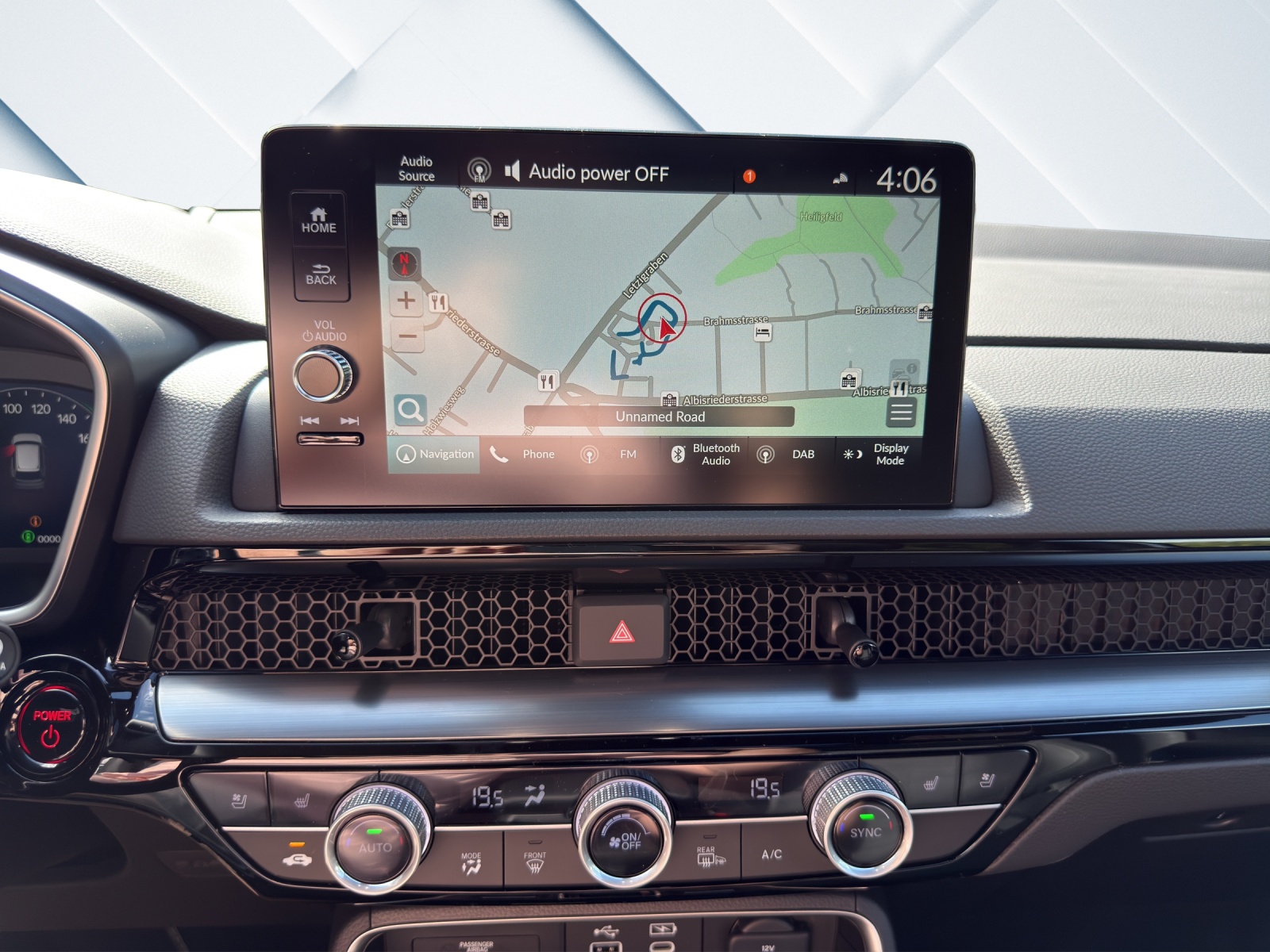 HONDA CR-V 2.0 i-MMD Advance 4WD, Leasing Aktion 1.9 %, inkl. GRATIS Winterräder in Wert von 2200.--image-12