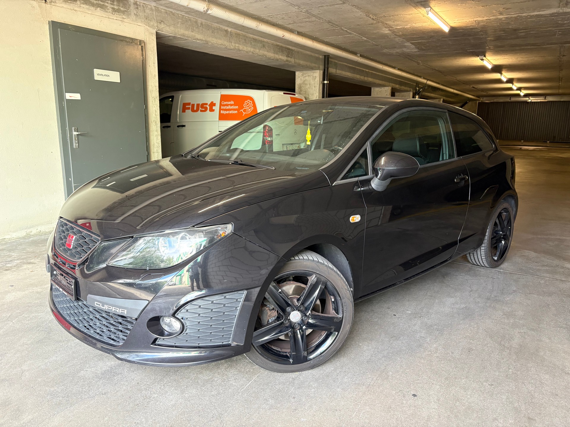 SEAT Ibiza SC 1.4 TSI Cupra DSG