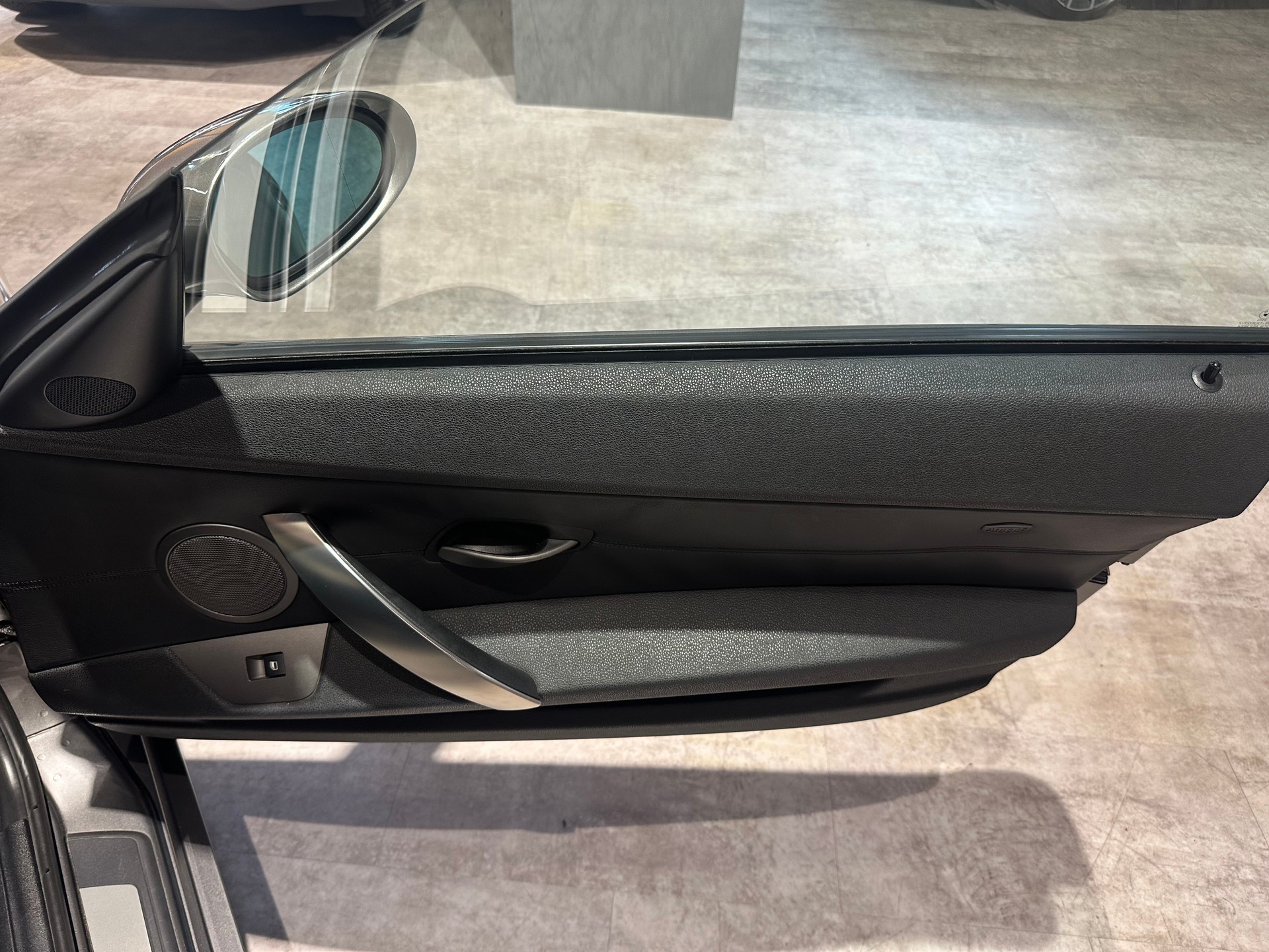 BMW Z4 3.0i Roadster 6-Gang Handschalter/Frisch ab MFK und grossem Service/Einzigartiger Klassiker mit wenig km!-image-18
