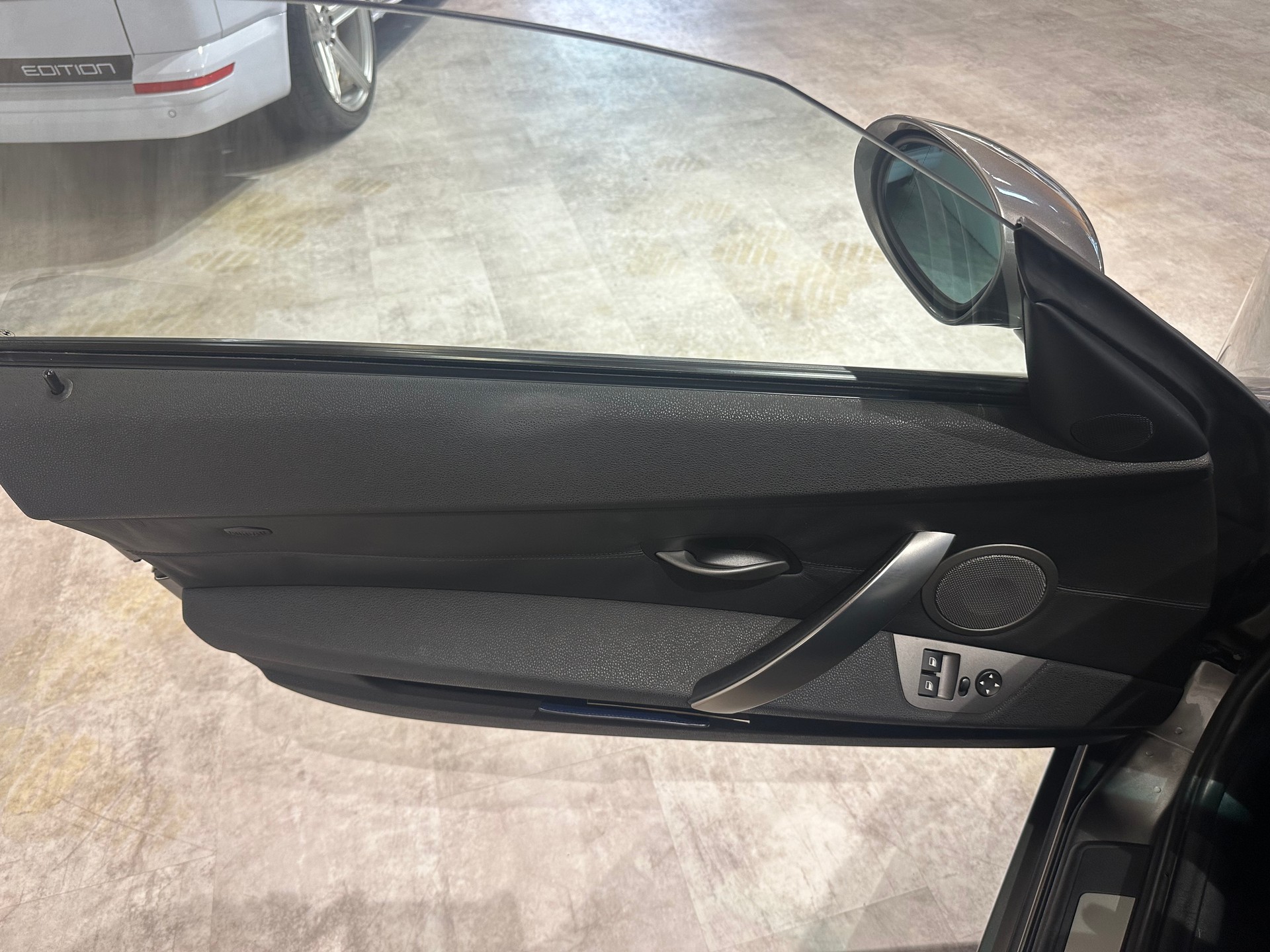 BMW Z4 3.0i Roadster 6-Gang Handschalter/Frisch ab MFK und grossem Service/Einzigartiger Klassiker mit wenig km!-image-13