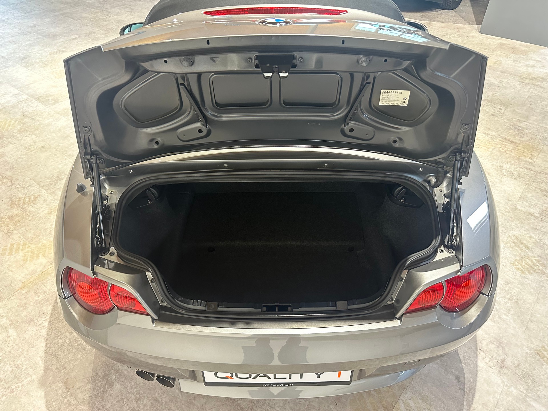 BMW Z4 3.0i Roadster 6-Gang Handschalter/Frisch ab MFK und grossem Service/Einzigartiger Klassiker mit wenig km!-image-6