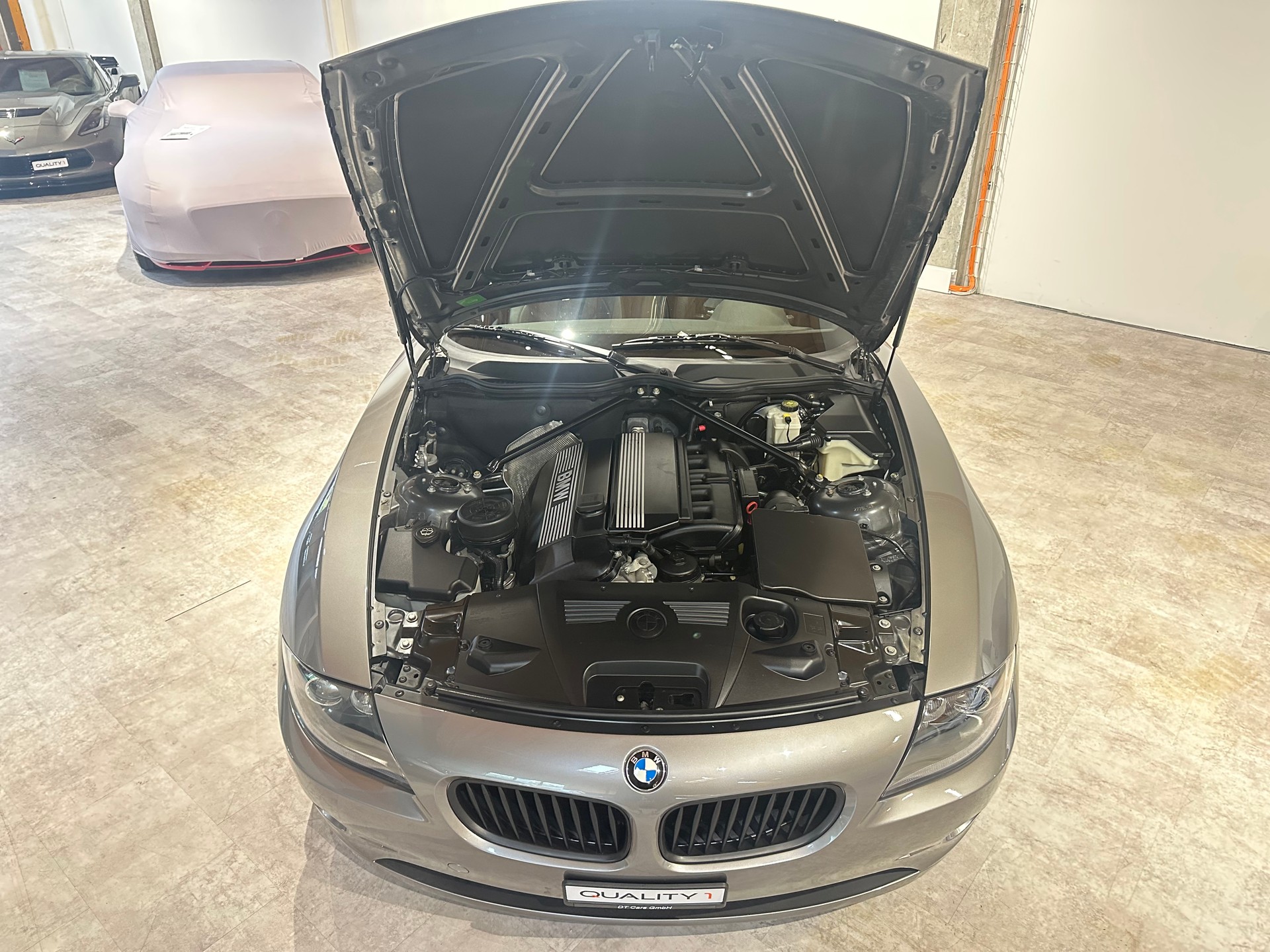 BMW Z4 3.0i Roadster 6-Gang Handschalter/Frisch ab MFK und grossem Service/Einzigartiger Klassiker mit wenig km!-showroom-element-2