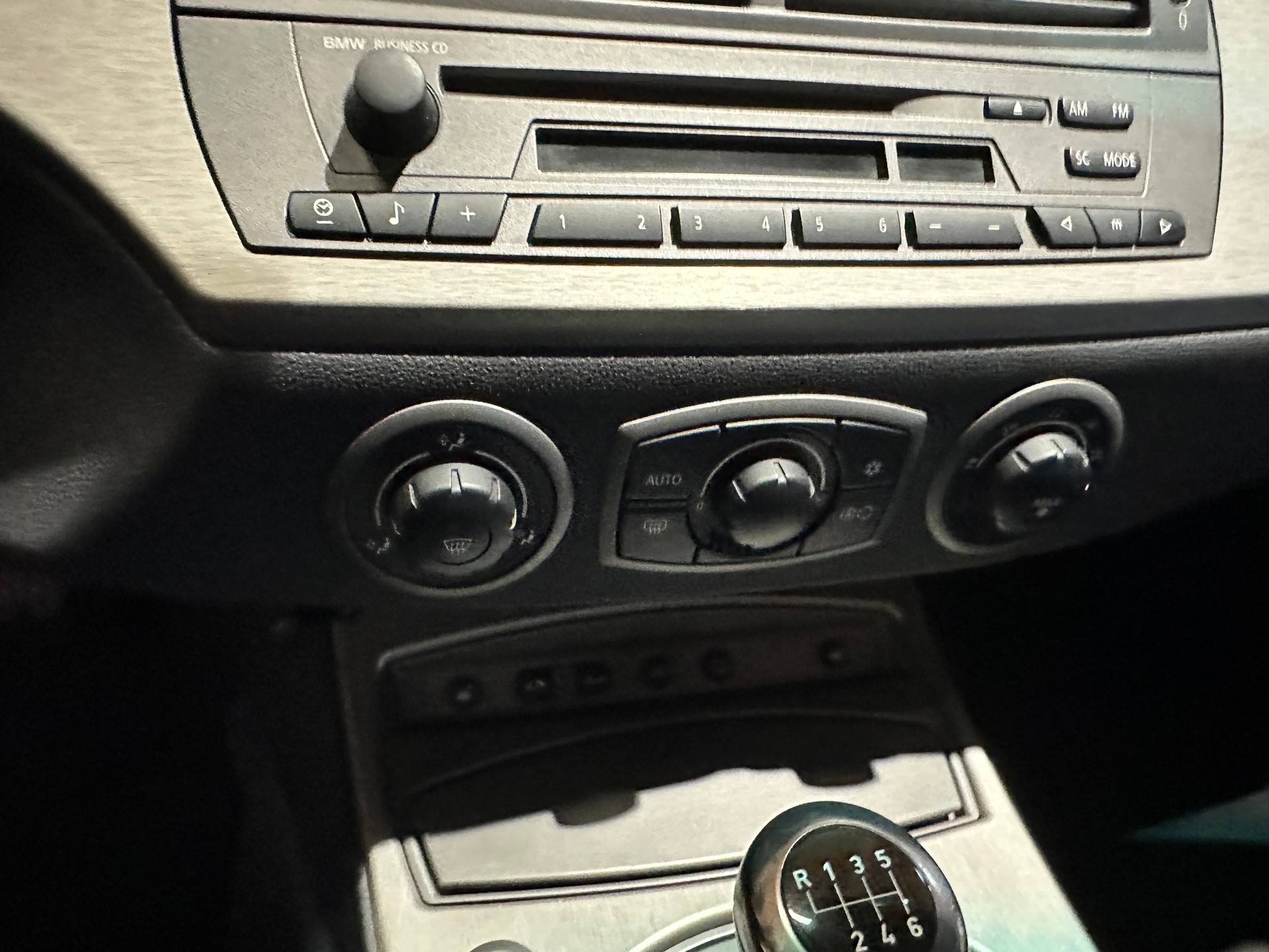 BMW Z4 3.0i Roadster 6-Gang Handschalter/Frisch ab MFK und grossem Service/Einzigartiger Klassiker mit wenig km!-image-15