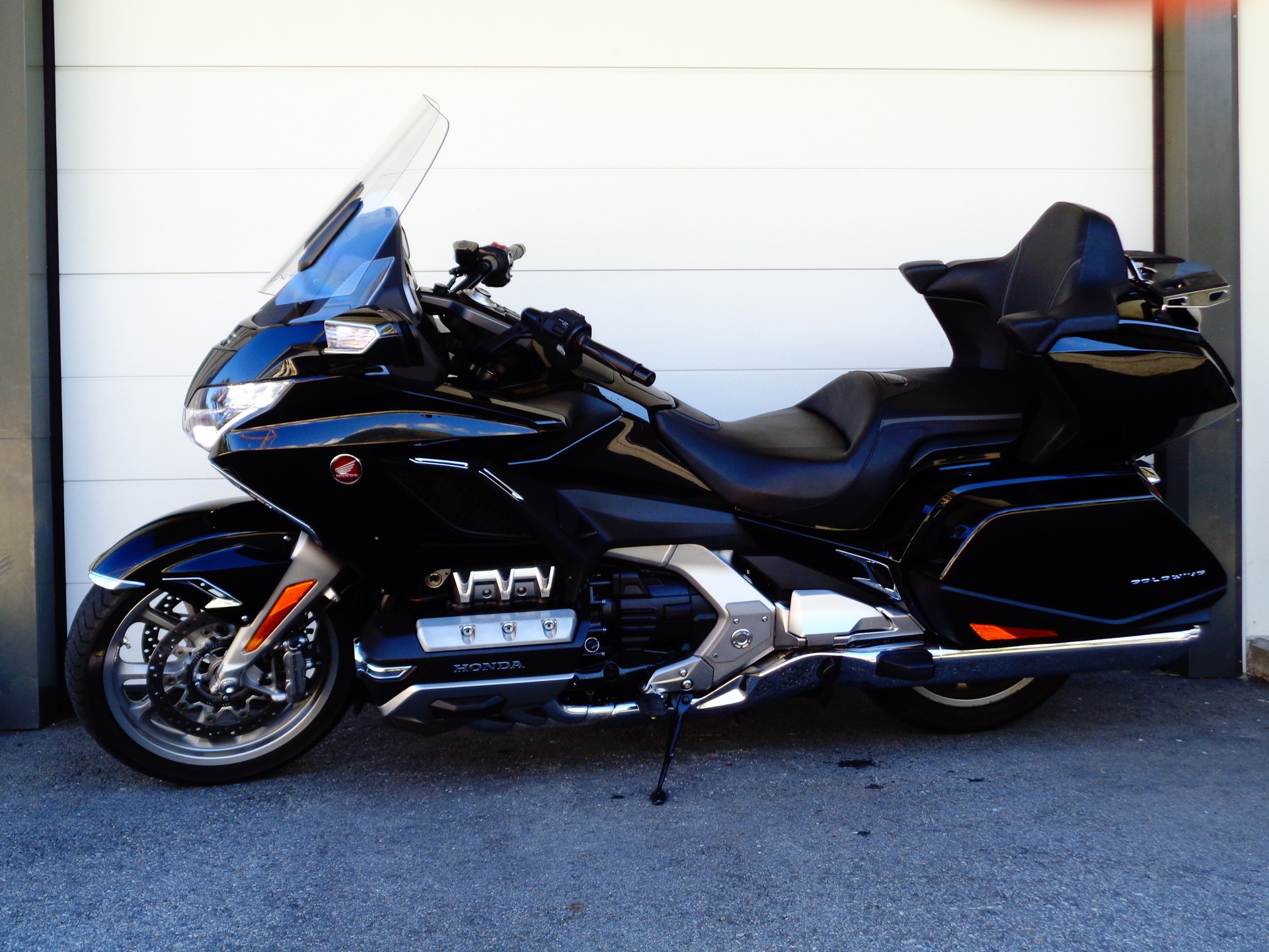 HONDA GL 1800 DA DCT Goldwing Tour Airbag-image-8