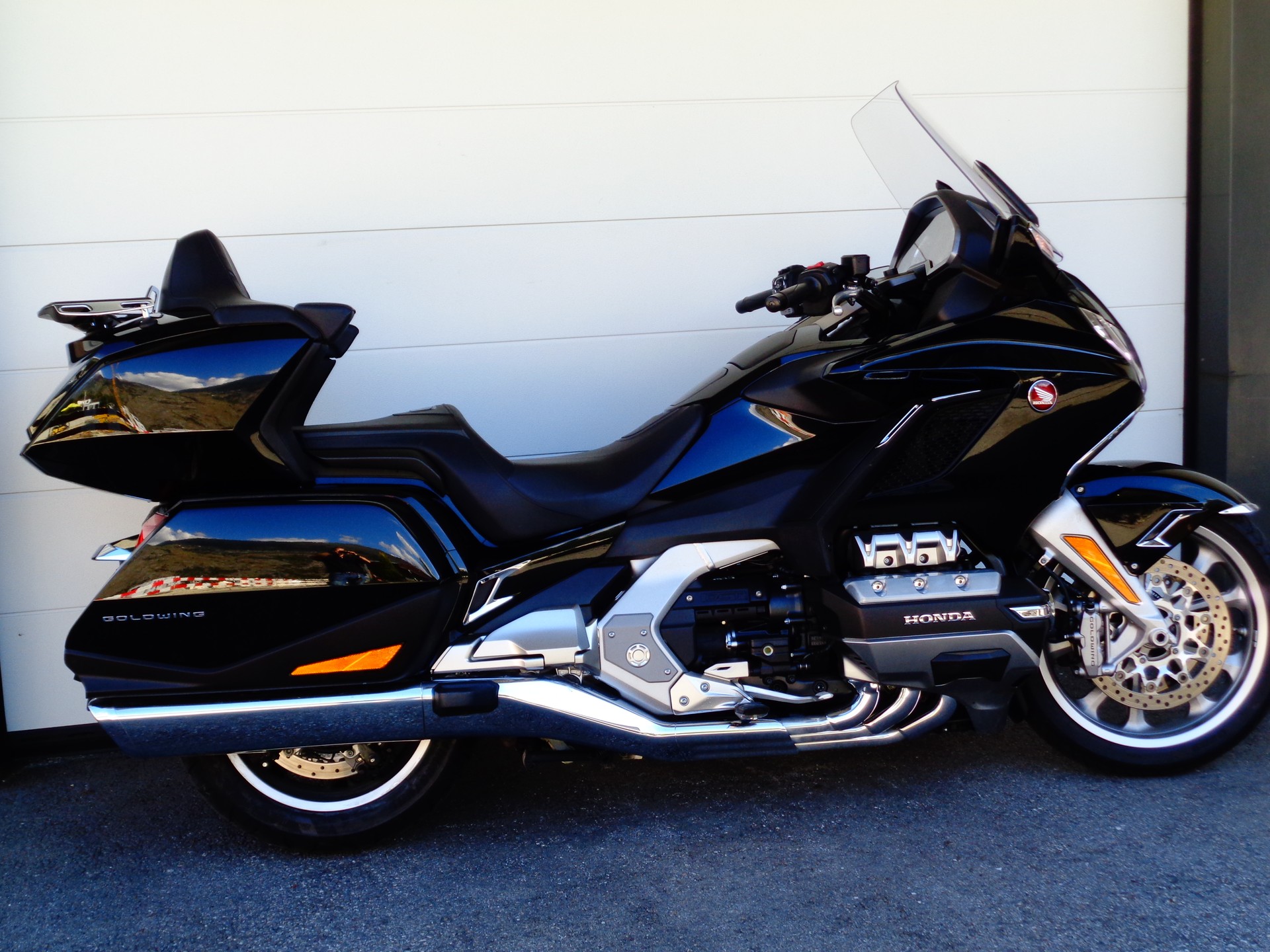 HONDA GL 1800 DA DCT Goldwing Tour Airbag-image-2