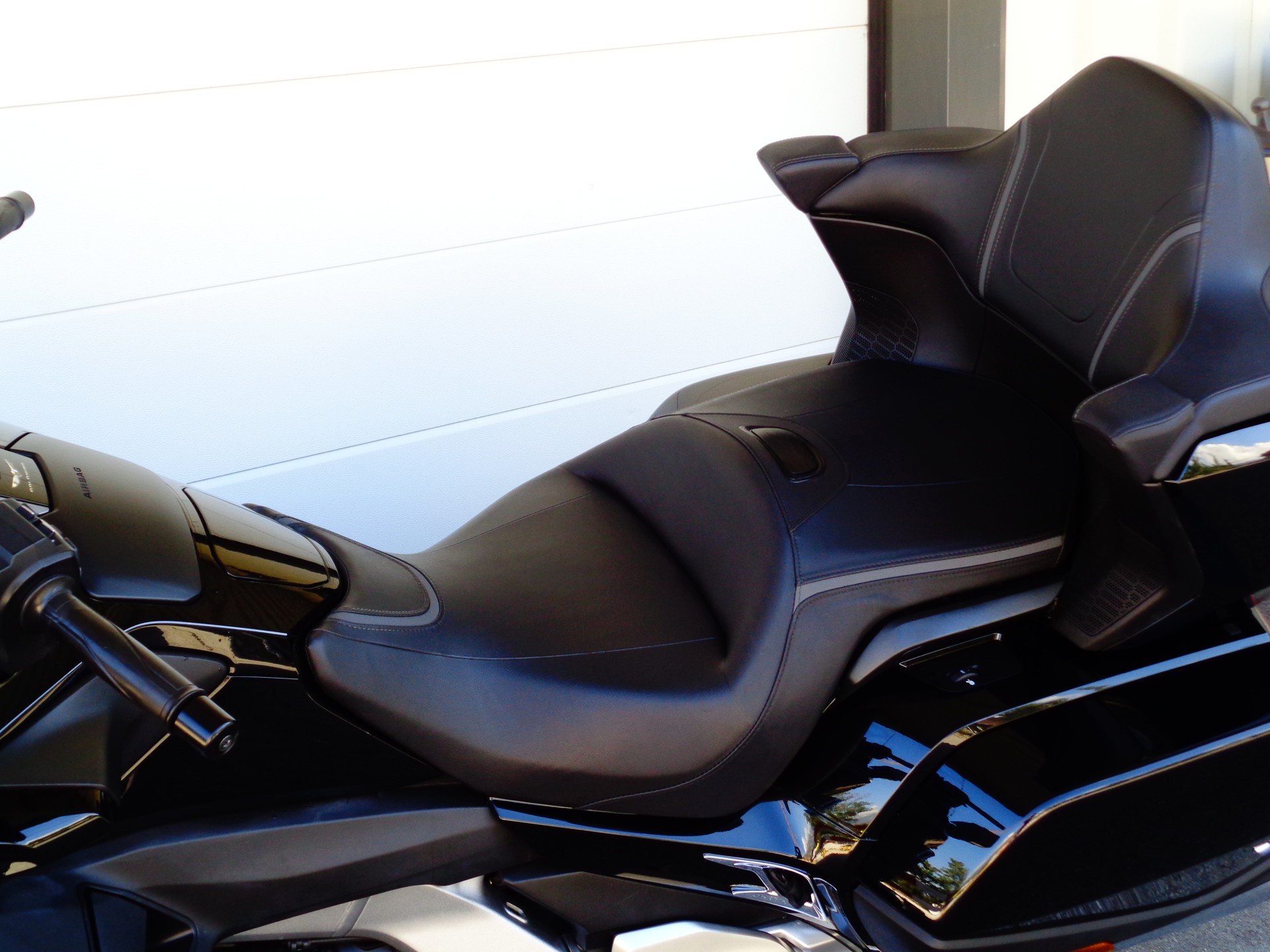 HONDA GL 1800 DA DCT Goldwing Tour Airbag-image-12