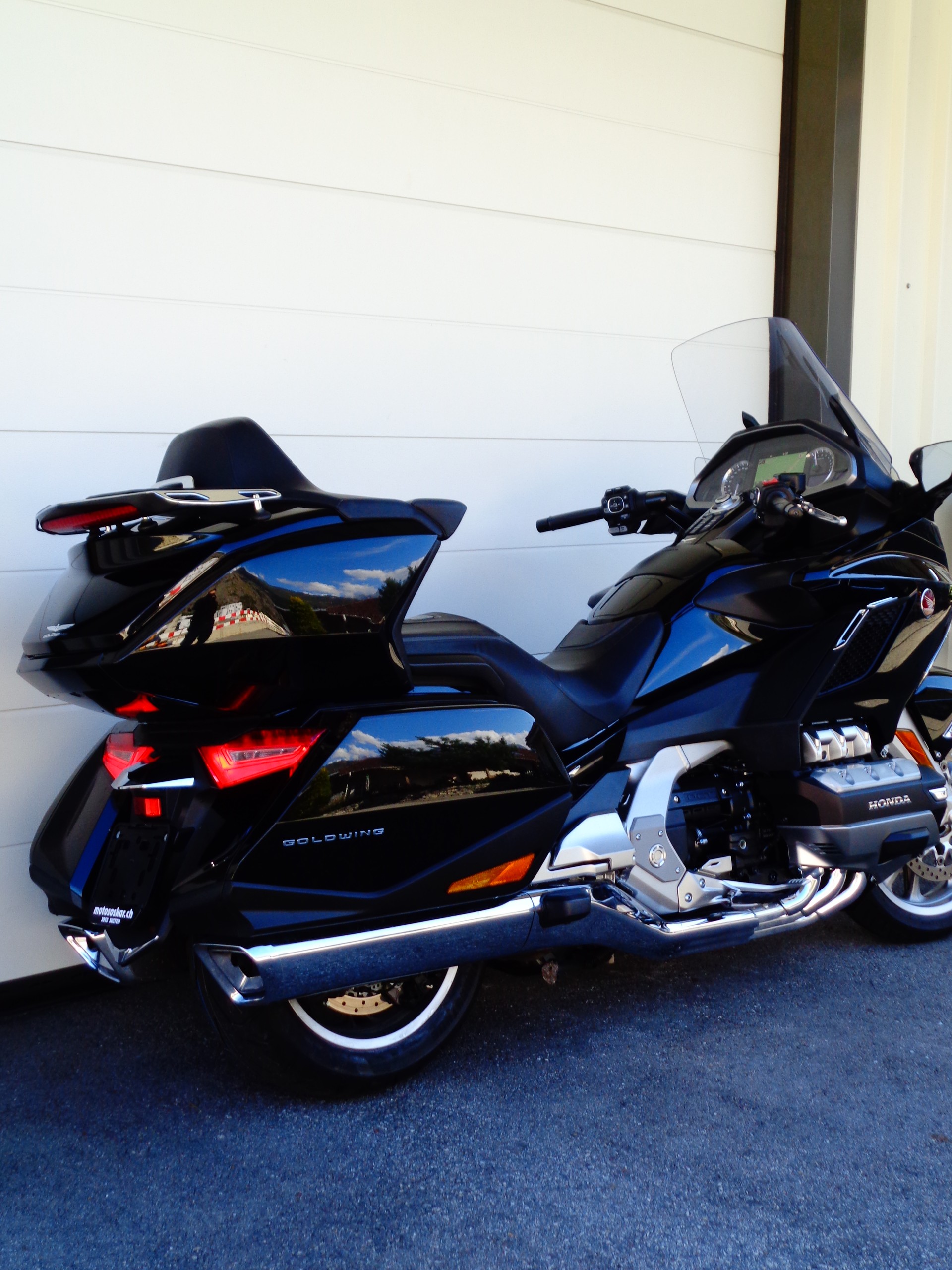 HONDA GL 1800 DA DCT Goldwing Tour Airbag-image-3