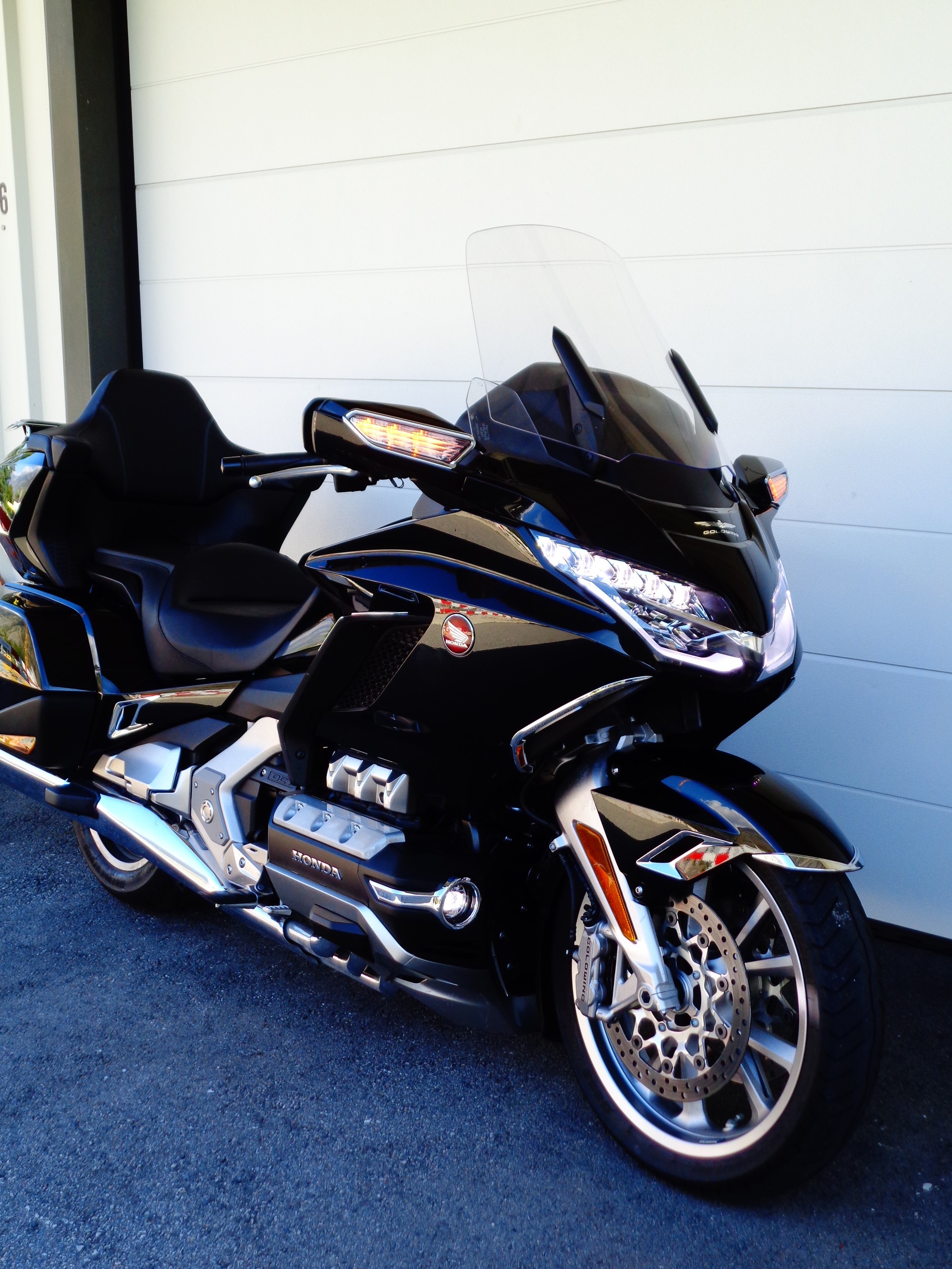 HONDA GL 1800 DA DCT Goldwing Tour Airbag-image-1