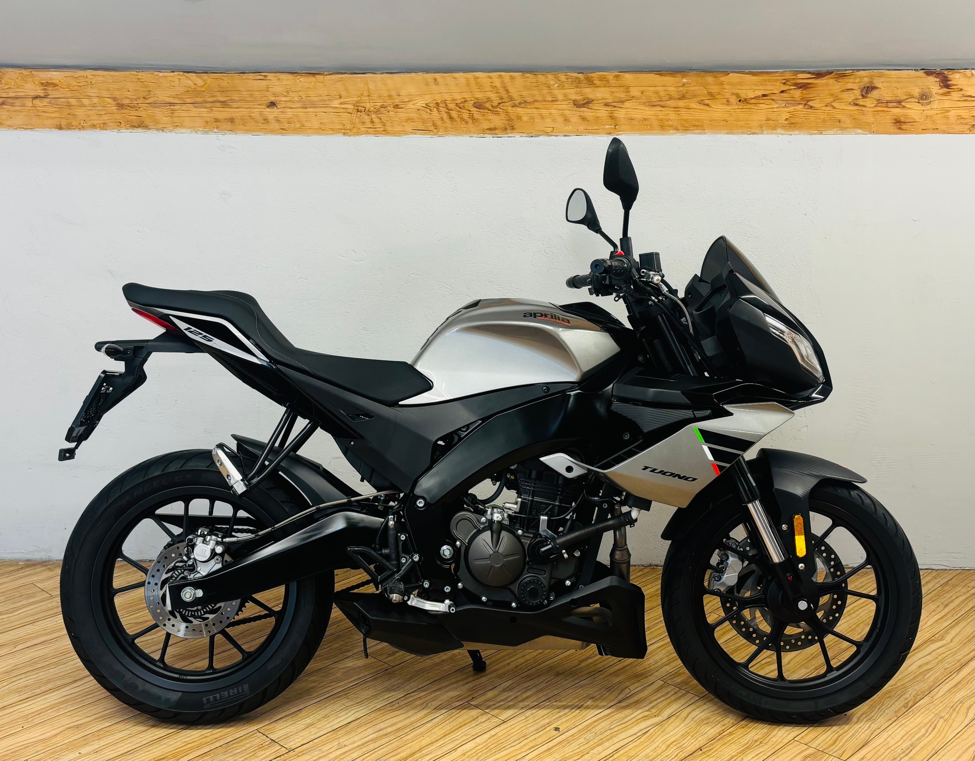 APRILIA Tuono 125-image-1