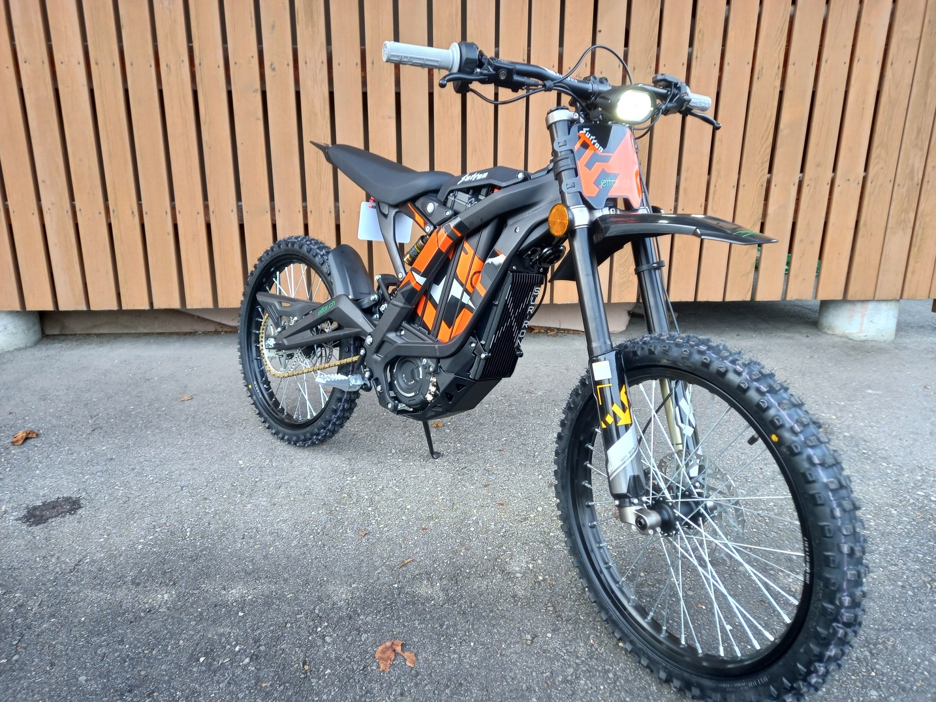 SUR-RON Light Bee X Offroad-image-9