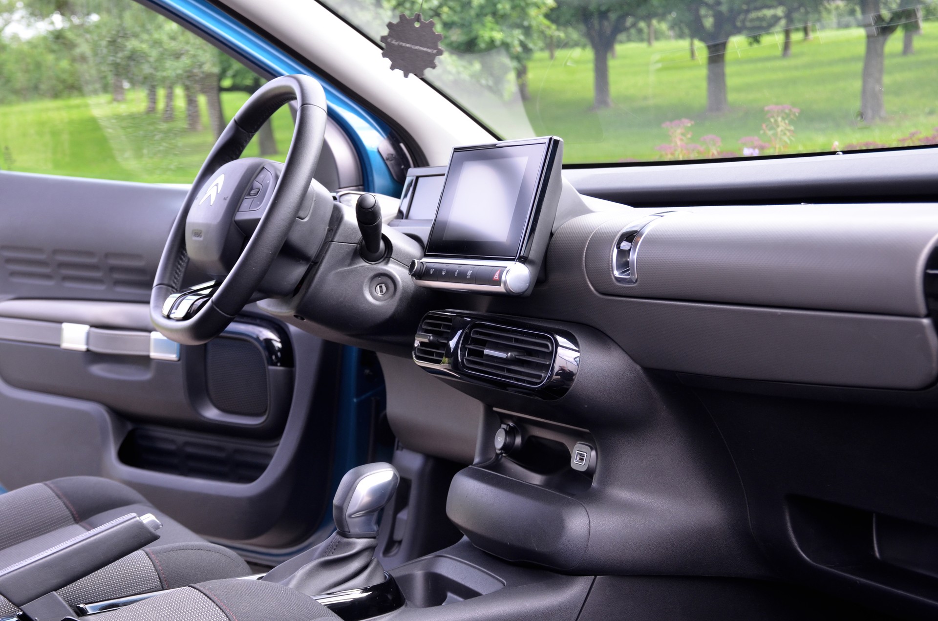 CITROEN C4 Cactus 1.5 Blue HDi Feel EAT6-image-12