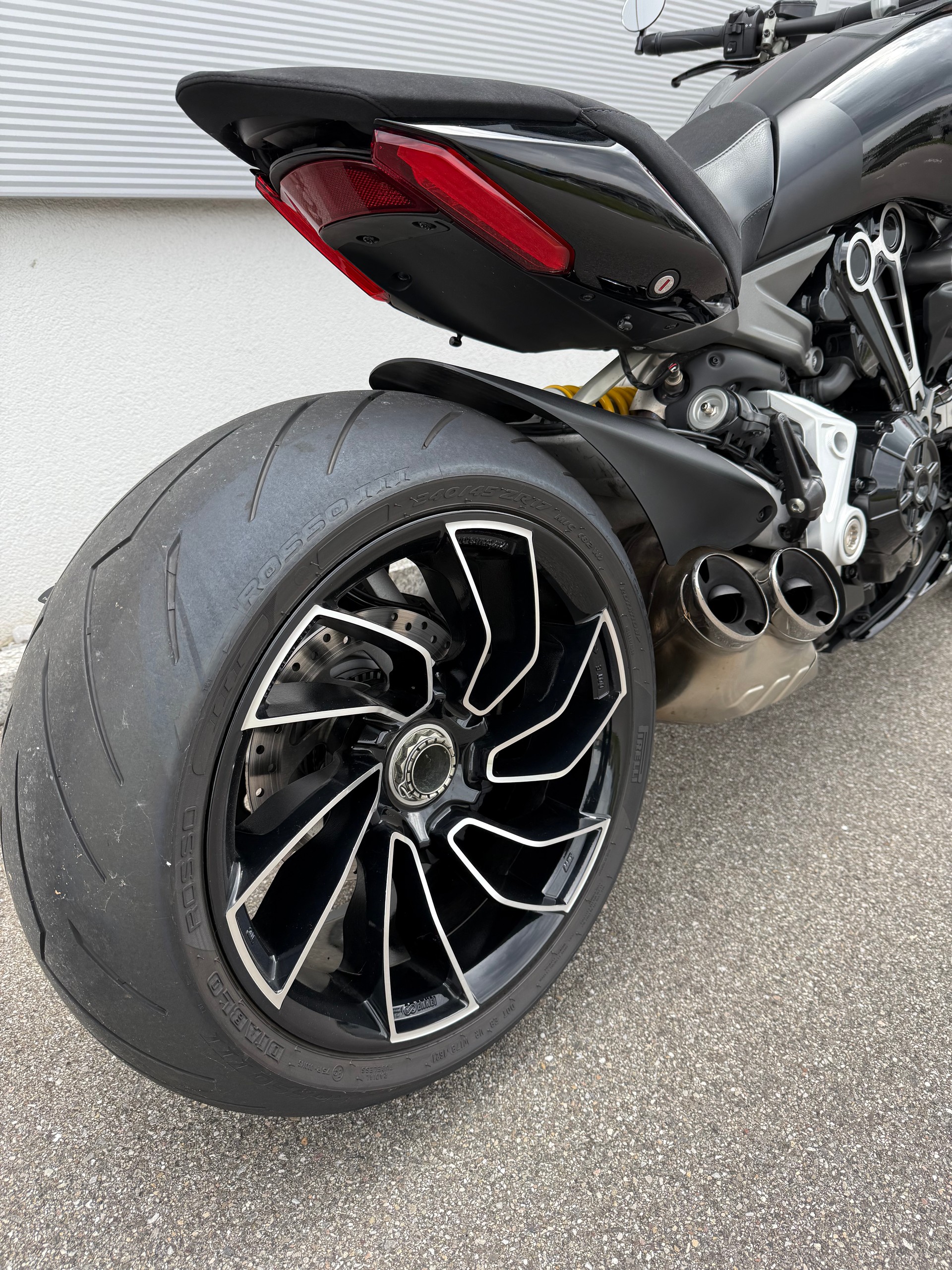 DUCATI XDiavel 1260 S-image-3