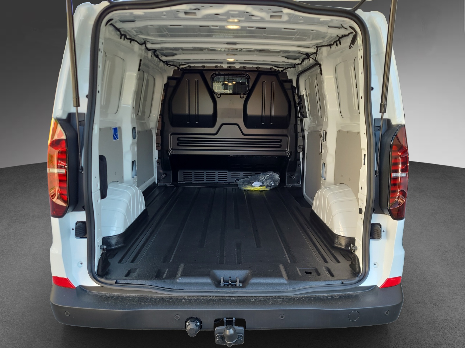 VW e-Transporter 70 kWh-image-8