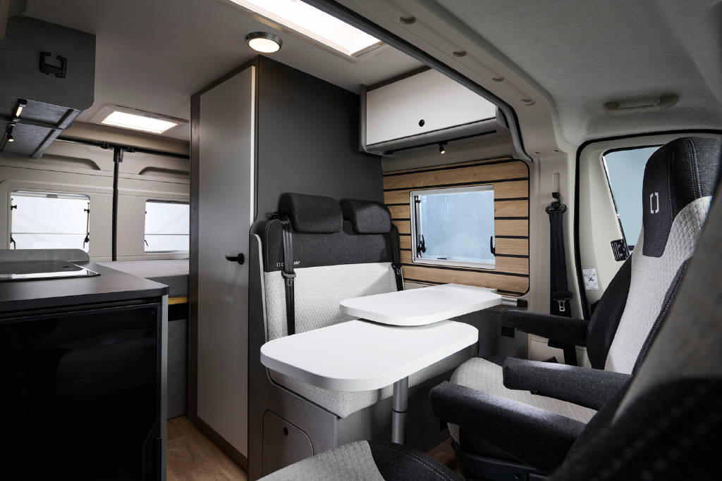 CROSSCAMP Peugeot Boxer 5.4 DF 3.5 t L2 H2 2.2BlueHDi 140 ADVTR-image-4