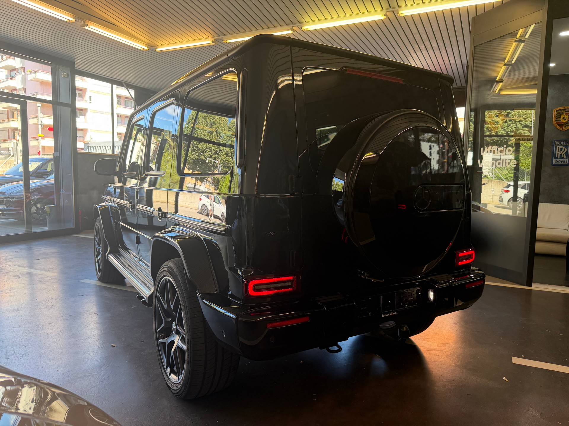 MERCEDES-BENZ G 63 AMG 4x4 Speedshift Plus G-Tronic-image-4