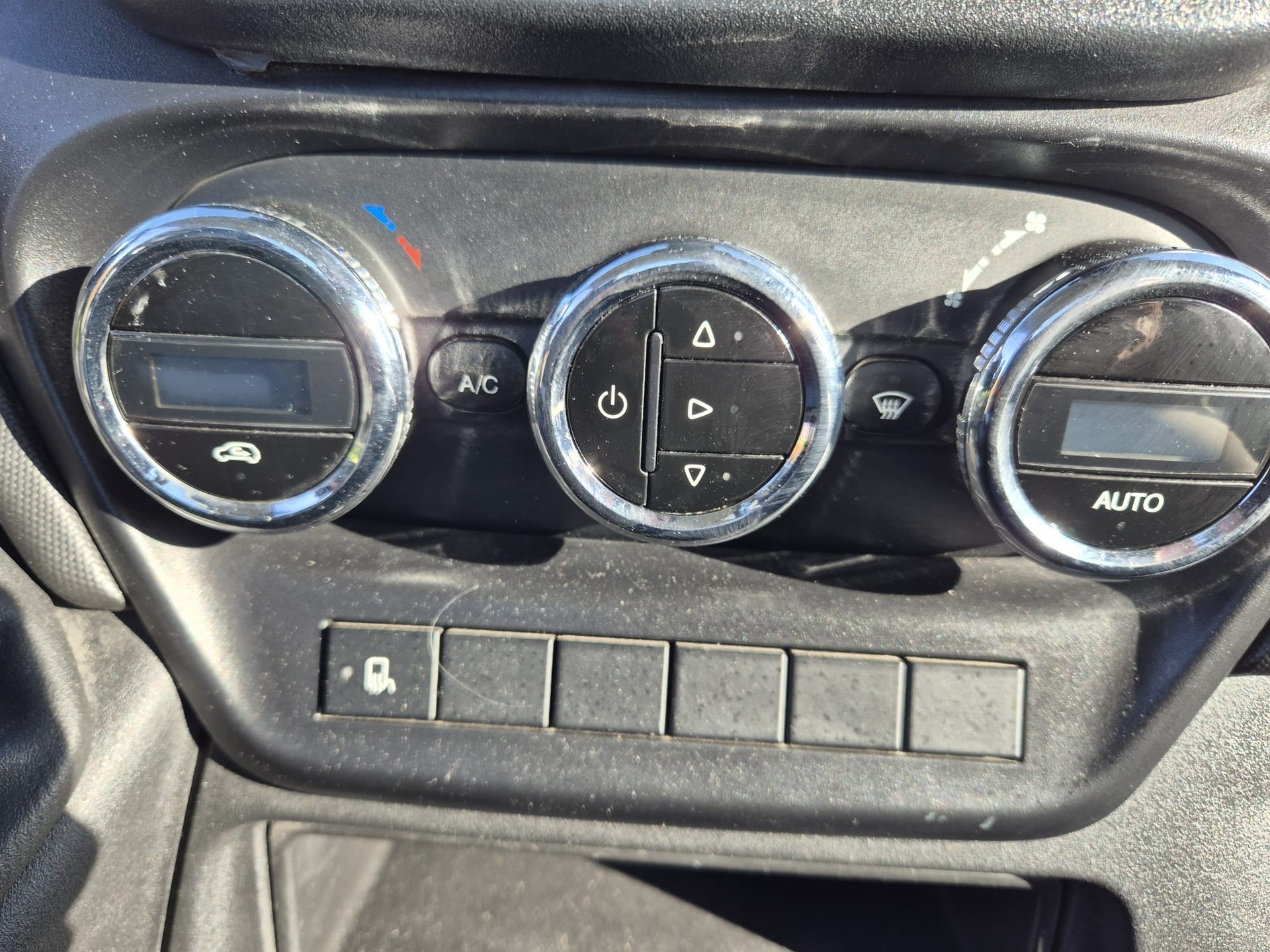 IVECO 35 S 16-image-24