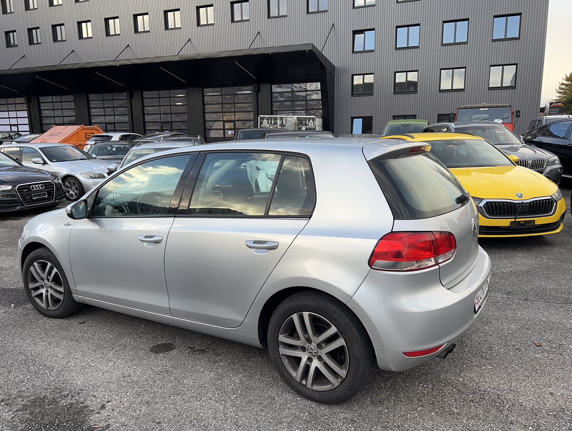 VW Golf 2.0 TDI Comfortline 4Motion-image-3
