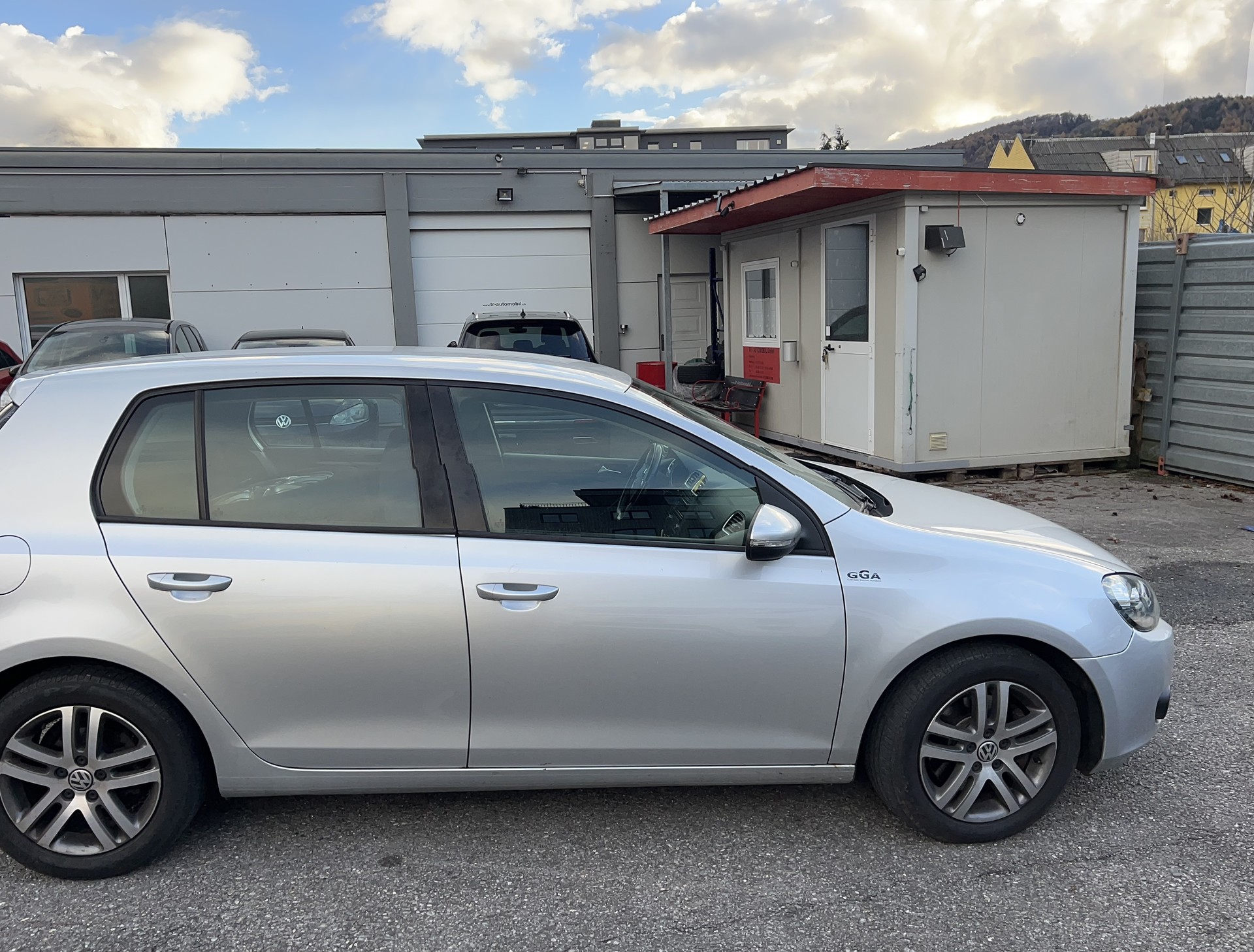 VW Golf 2.0 TDI Comfortline 4Motion-image-8