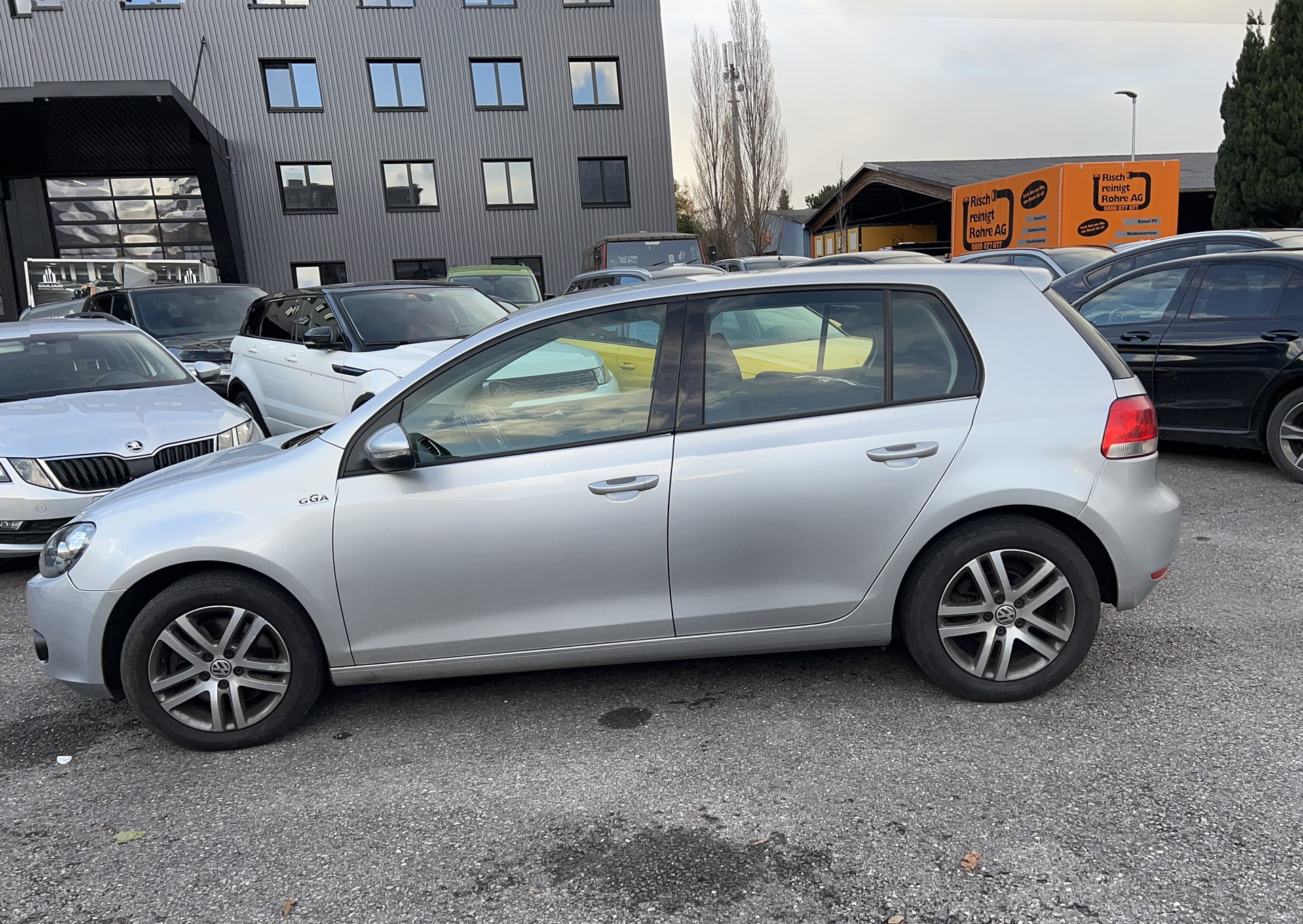 VW Golf 2.0 TDI Comfortline 4Motion-image-2